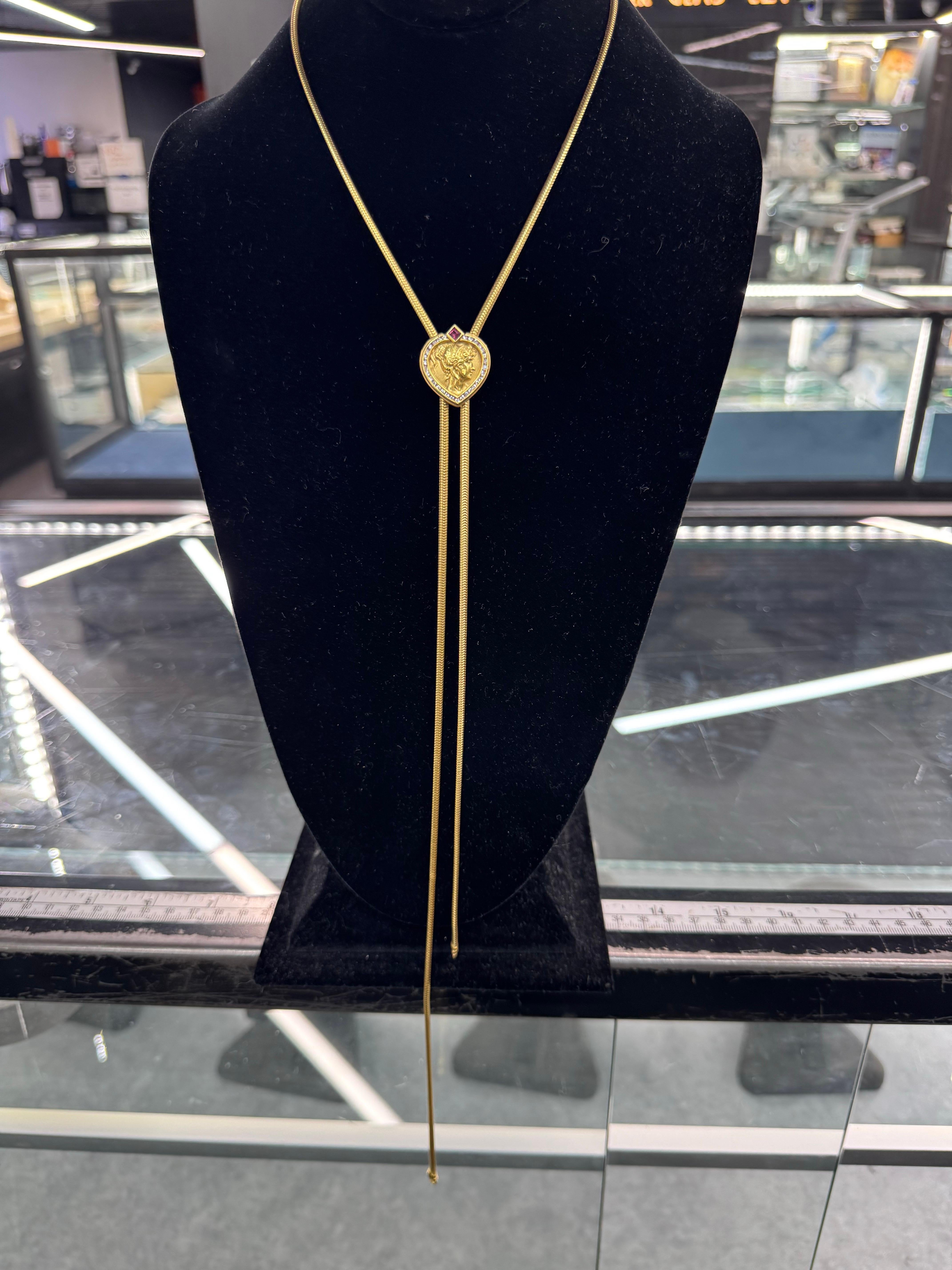 Donna SeidenGang Cuore greco con diamante Lariat lungo in oro giallo 18 carati 56,4 grammi 38 pollici in vendita