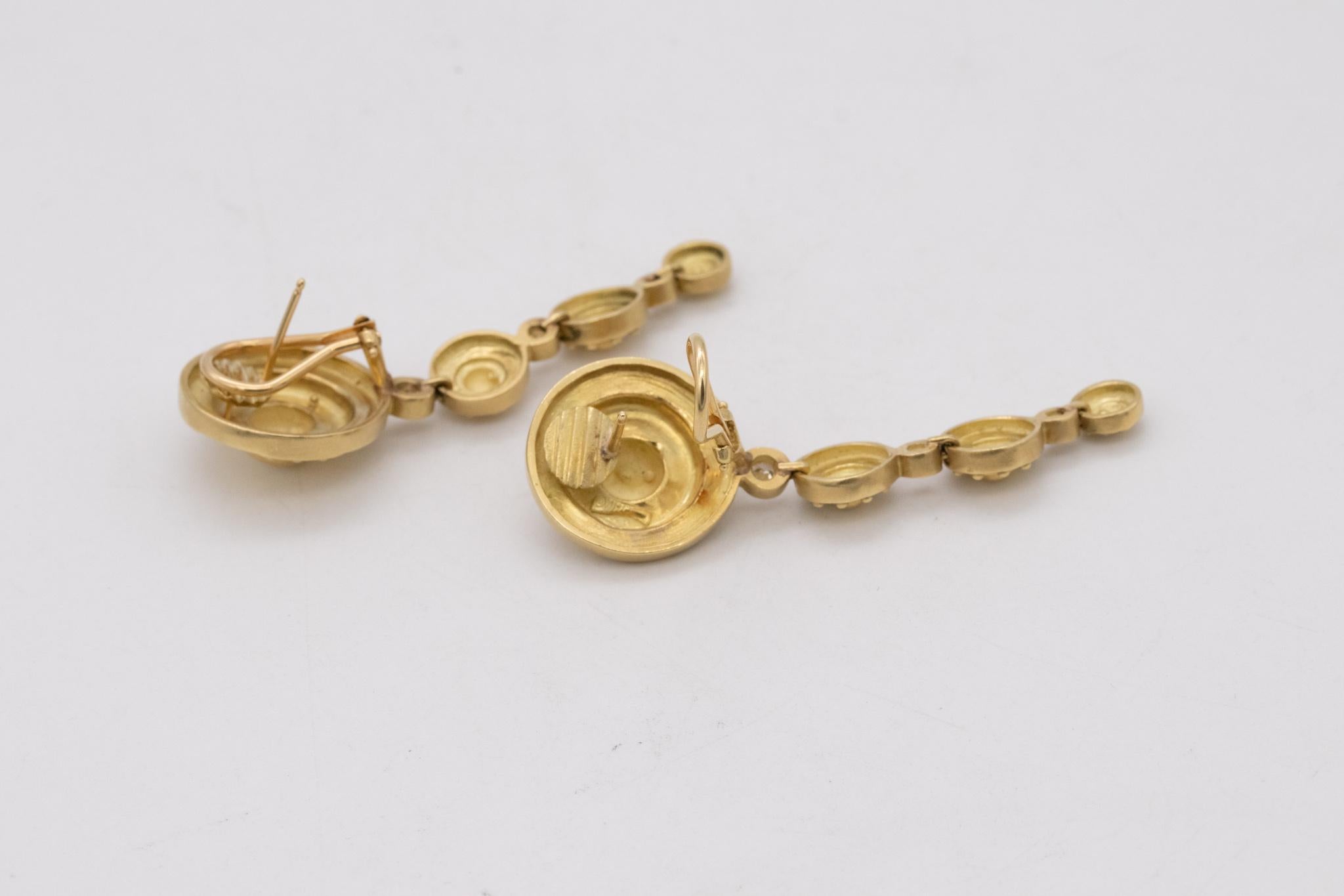 SeidenGang Lange etruskische Tropfenohrringe aus 18 Karat Gelbgold mit VS-Diamanten (Brillantschliff) im Angebot