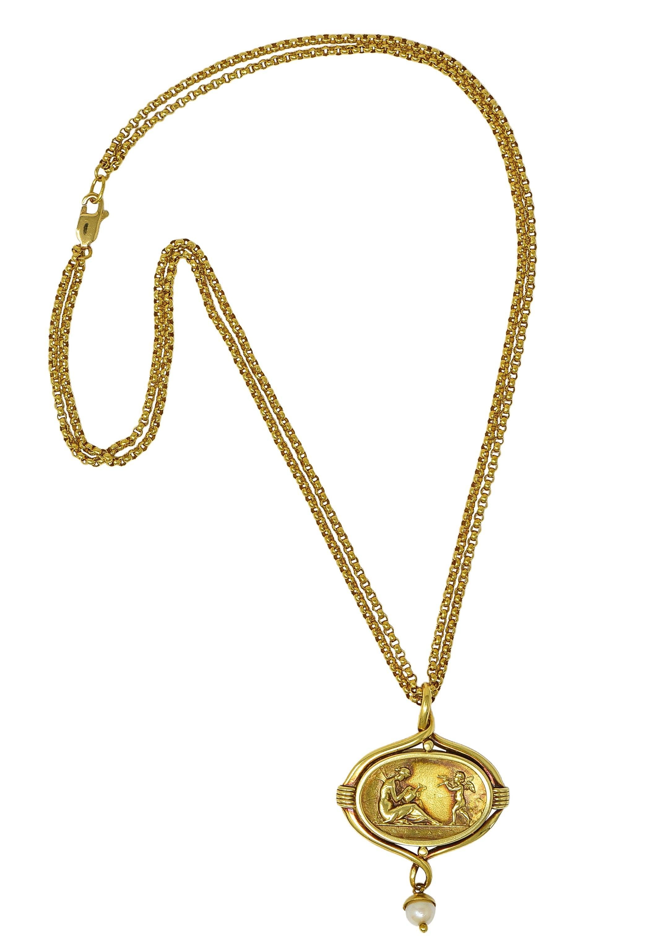 Moderno SeidenGang, collana con ciondolo in oro 18 carati con cupido vintage e cammeo classico in vendita