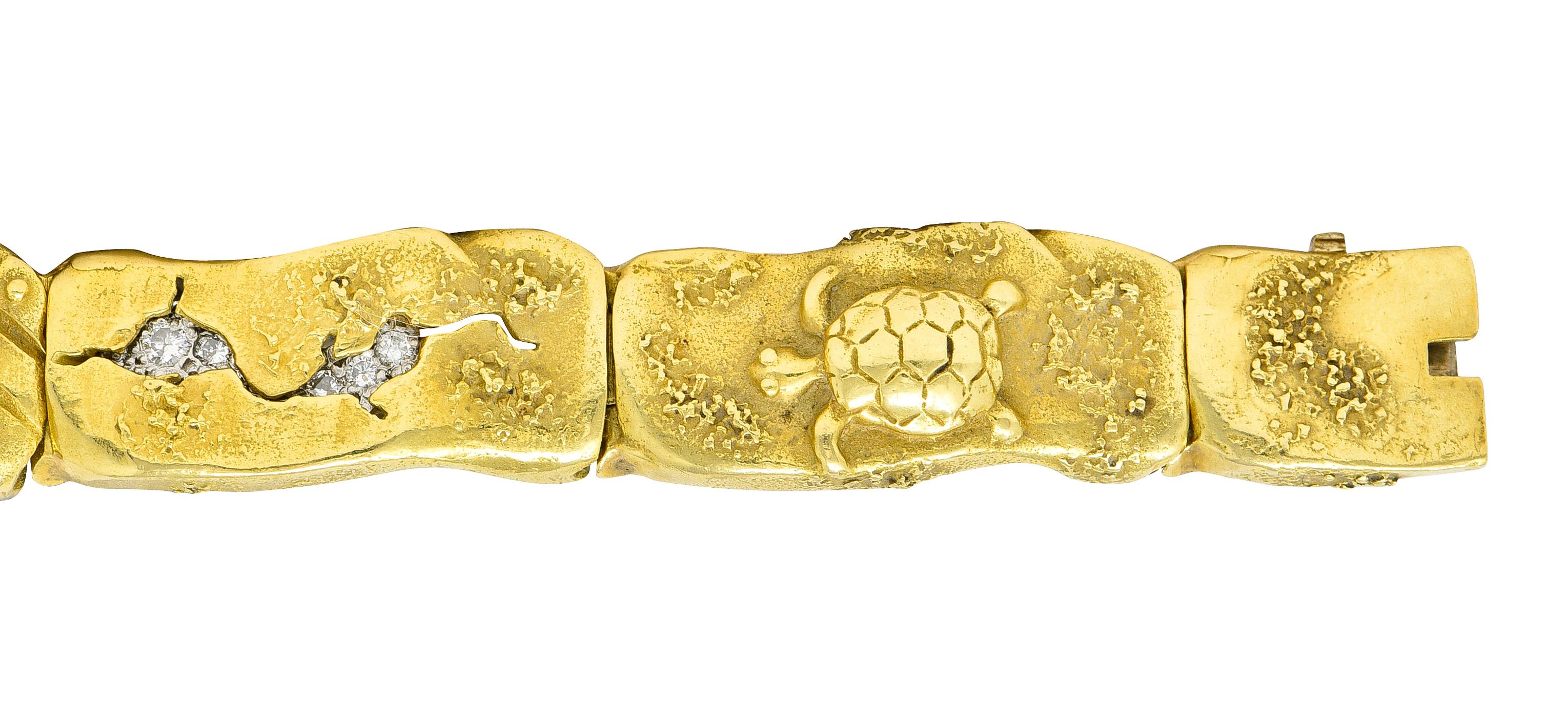 Contemporary SeidenGang Peridot Diamond 18 Karat Gold Platinum Odyssey Zeus Turtle Bracelet