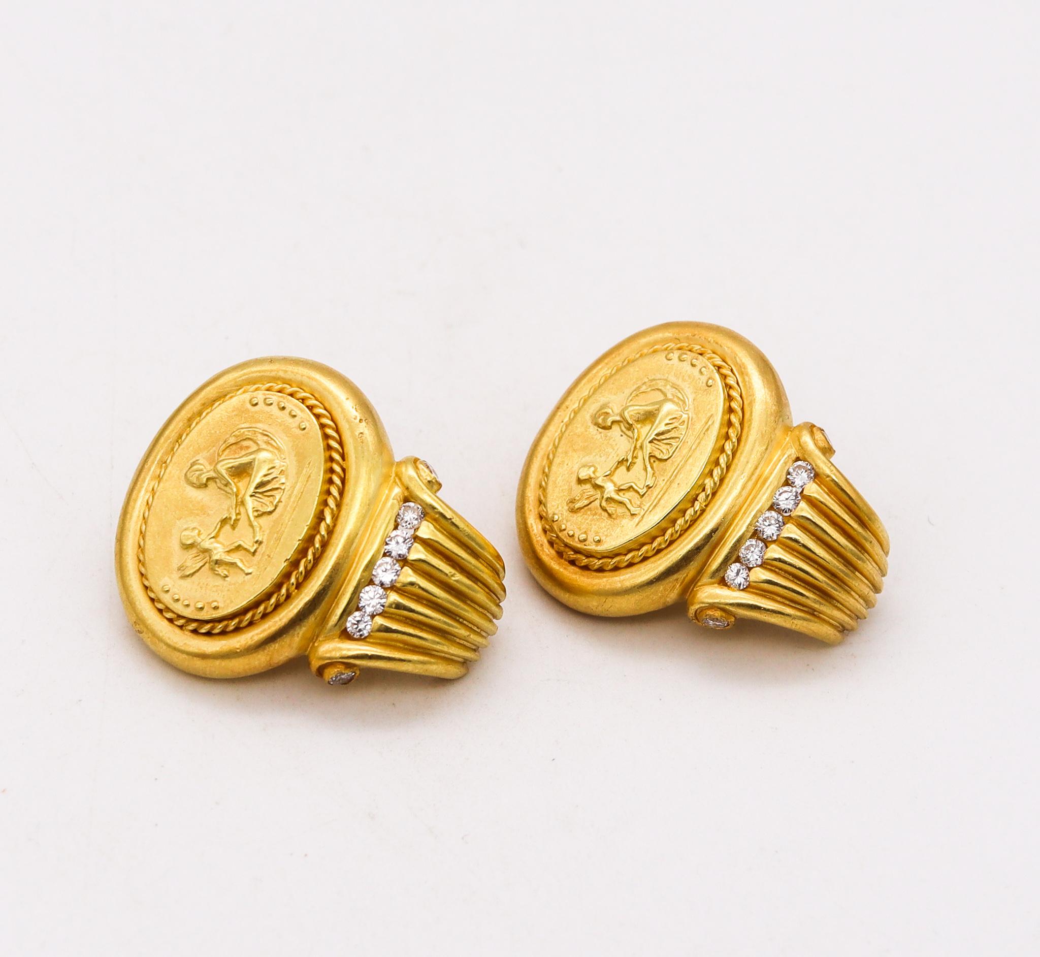 Greek revival motif earrings designed by SeidenGang.

Beautiful vintage pieces, made by the jewelry designer's SeidenGang. These early pair of clip-earrings was part of the iconic Etruscan-Roman revivals collection, carefully crafted in solid rich