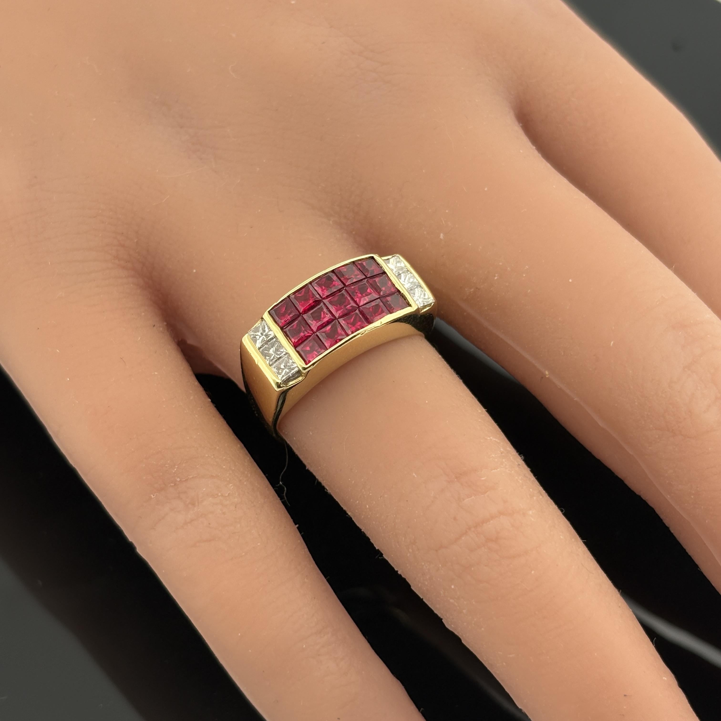 SeidenGang Bague en or jaune 18k avec rubis et diamants en vente 3