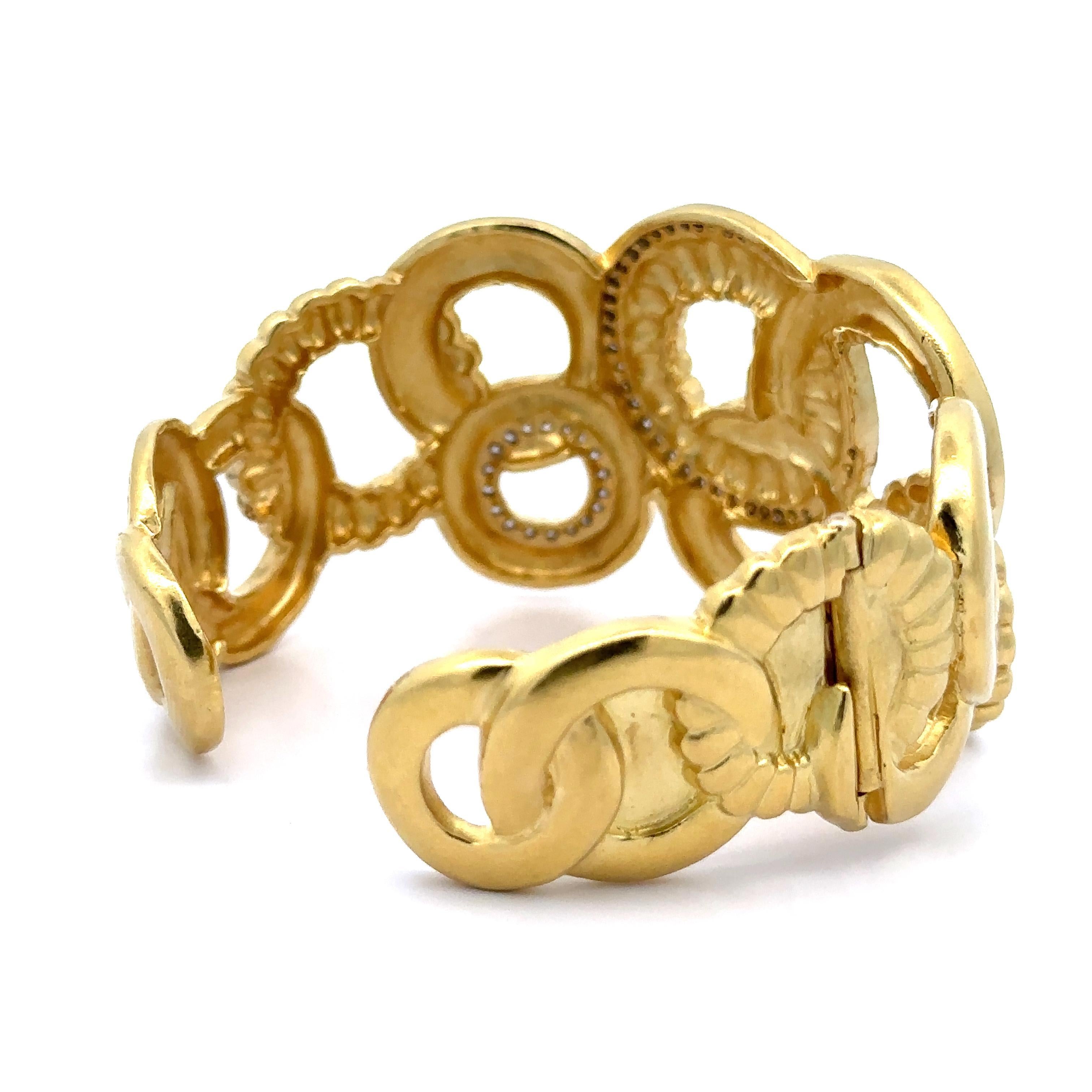 SeidenGang Toujours 18k Gold 1ct Diamond Interlocking Circles Breite Manschette Armband im Angebot 9