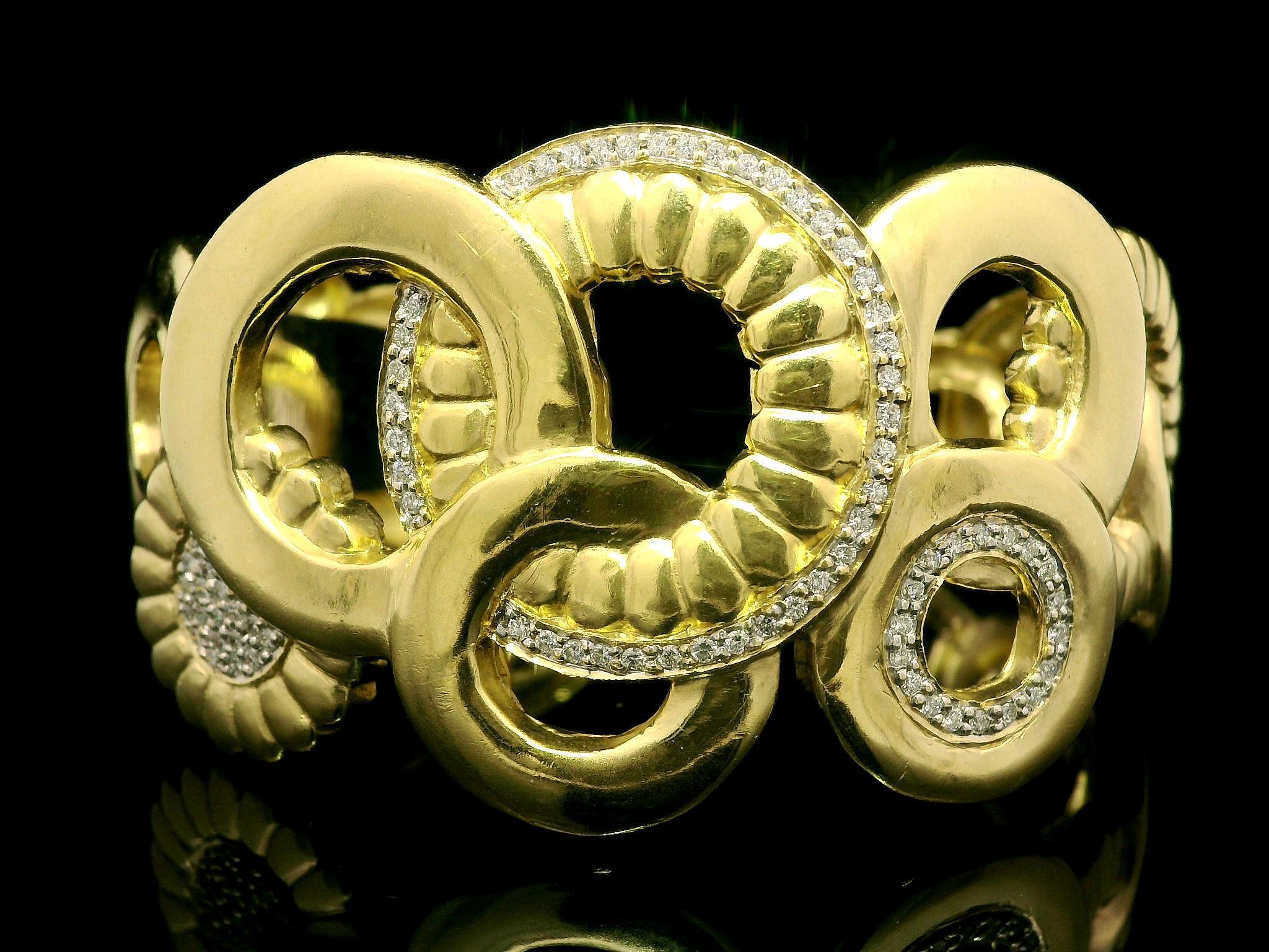 SeidenGang Toujours 18k Gold 1ct Diamond Interlocking Circles Breite Manschette Armband im Angebot 1