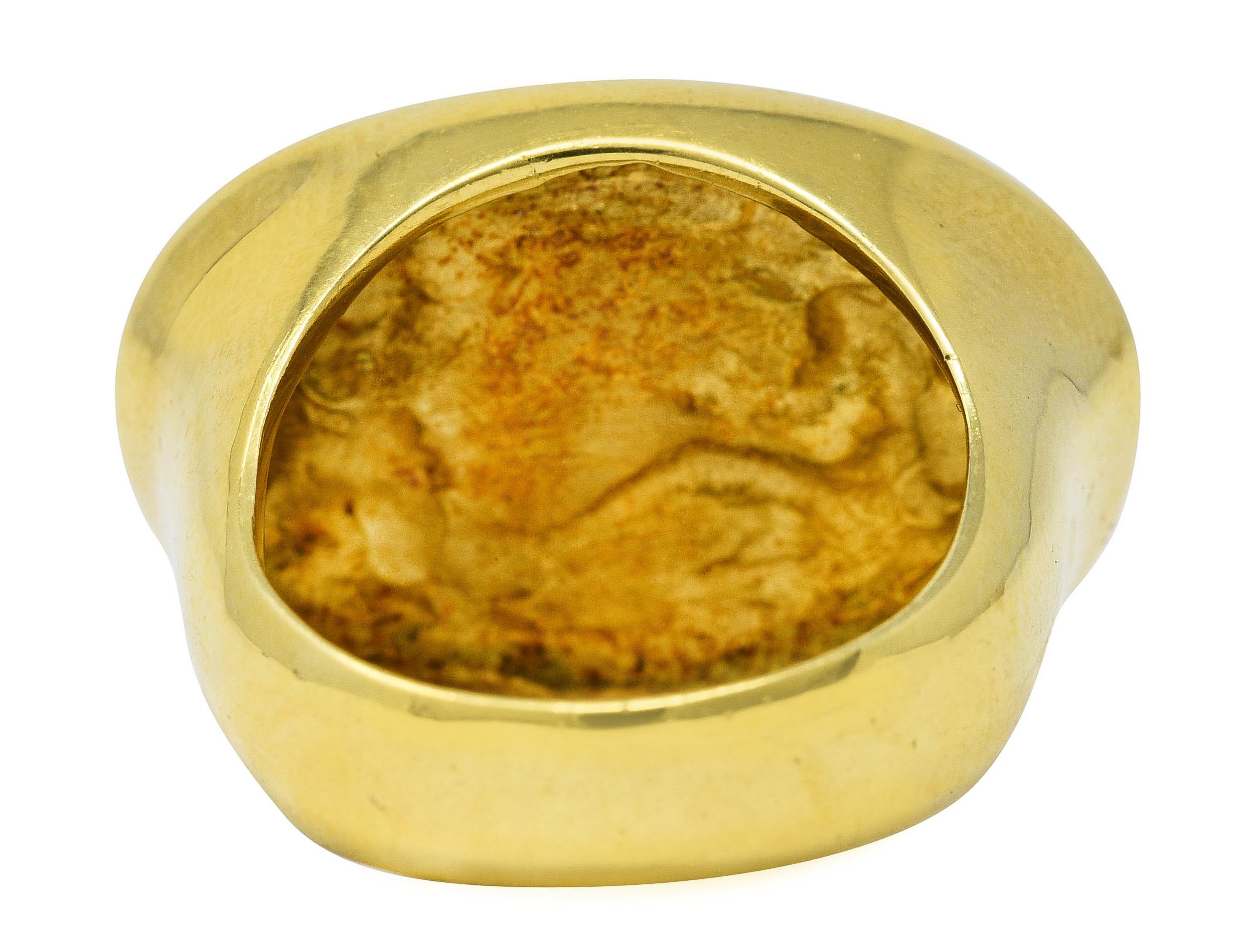 Contemporary Vintage 14 Karat Yellow Gold Cupid Venus Classic Cameo Signet Ring