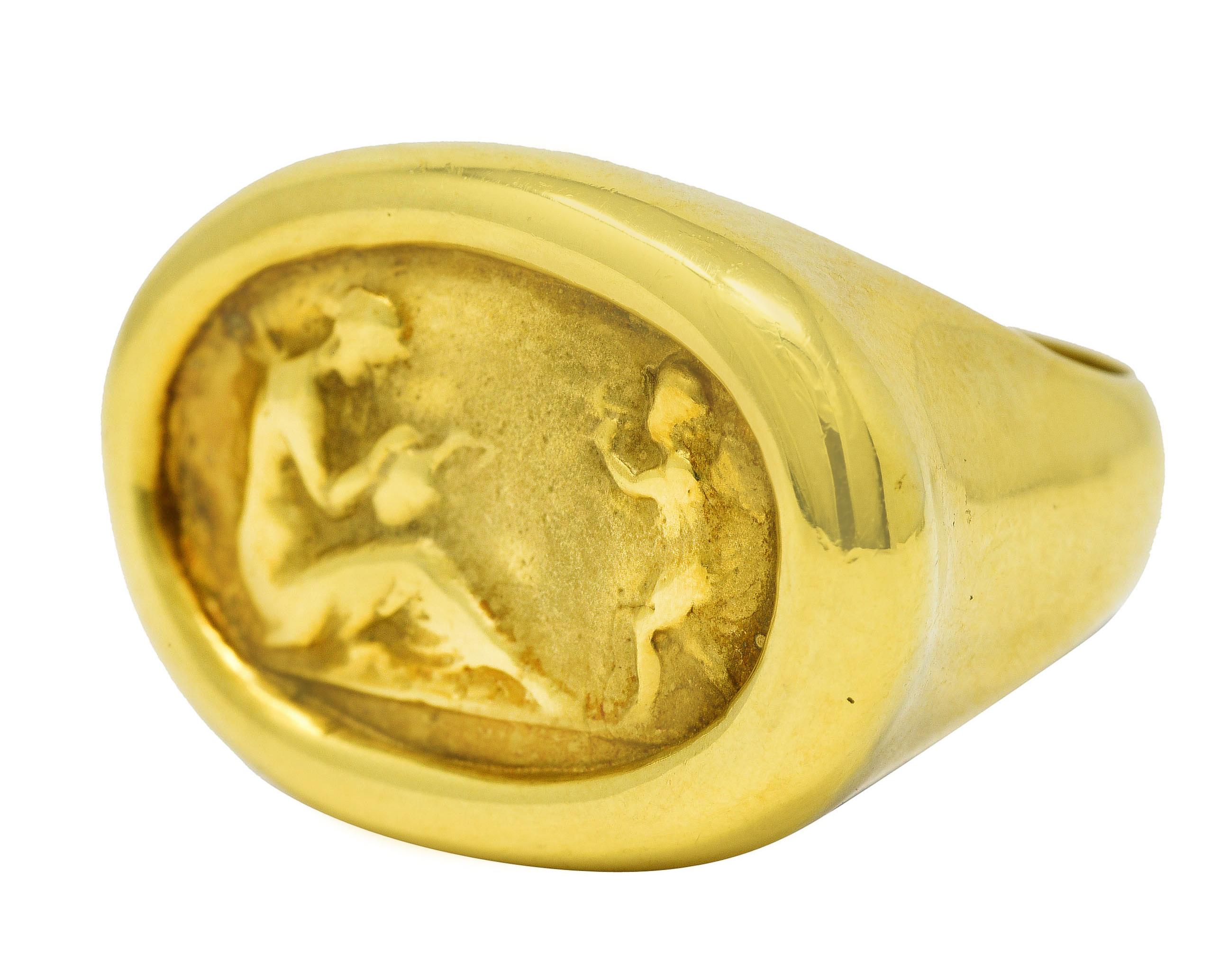 Women's or Men's Vintage 14 Karat Yellow Gold Cupid Venus Classic Cameo Signet Ring