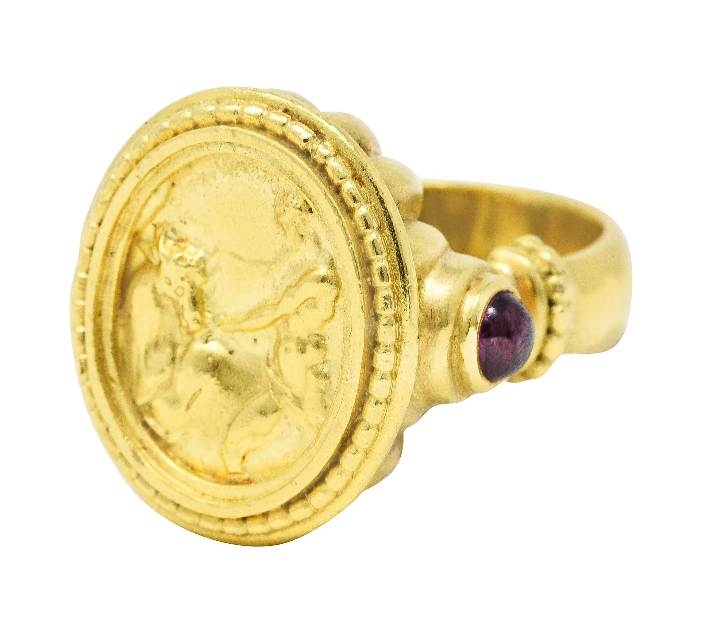 Women's or Men's SeidenGang Vintage Garnet 18 Karat Yellow Gold Classic Hercules Cameo Ring
