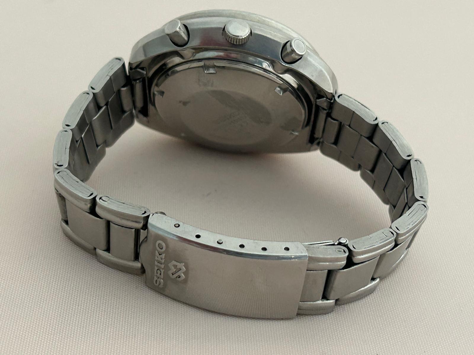 Seiko Chronograph AKA 'UFO'. Ref 6138 0040, Year circa 1976. For Sale 2