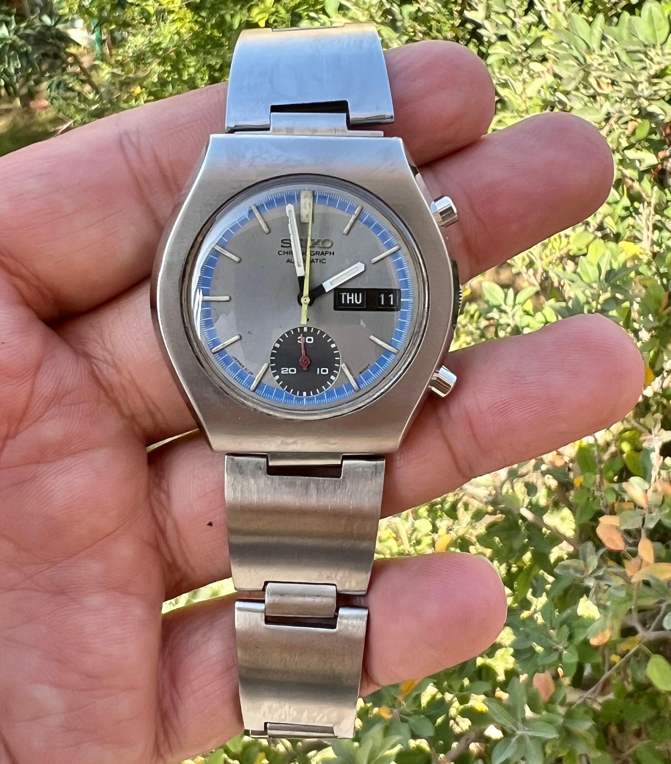 Seiko Chronograph Retro Racer Silver Dial Chronograph Automatic 6139-8020 Watch In Good Condition In Toronto, CA