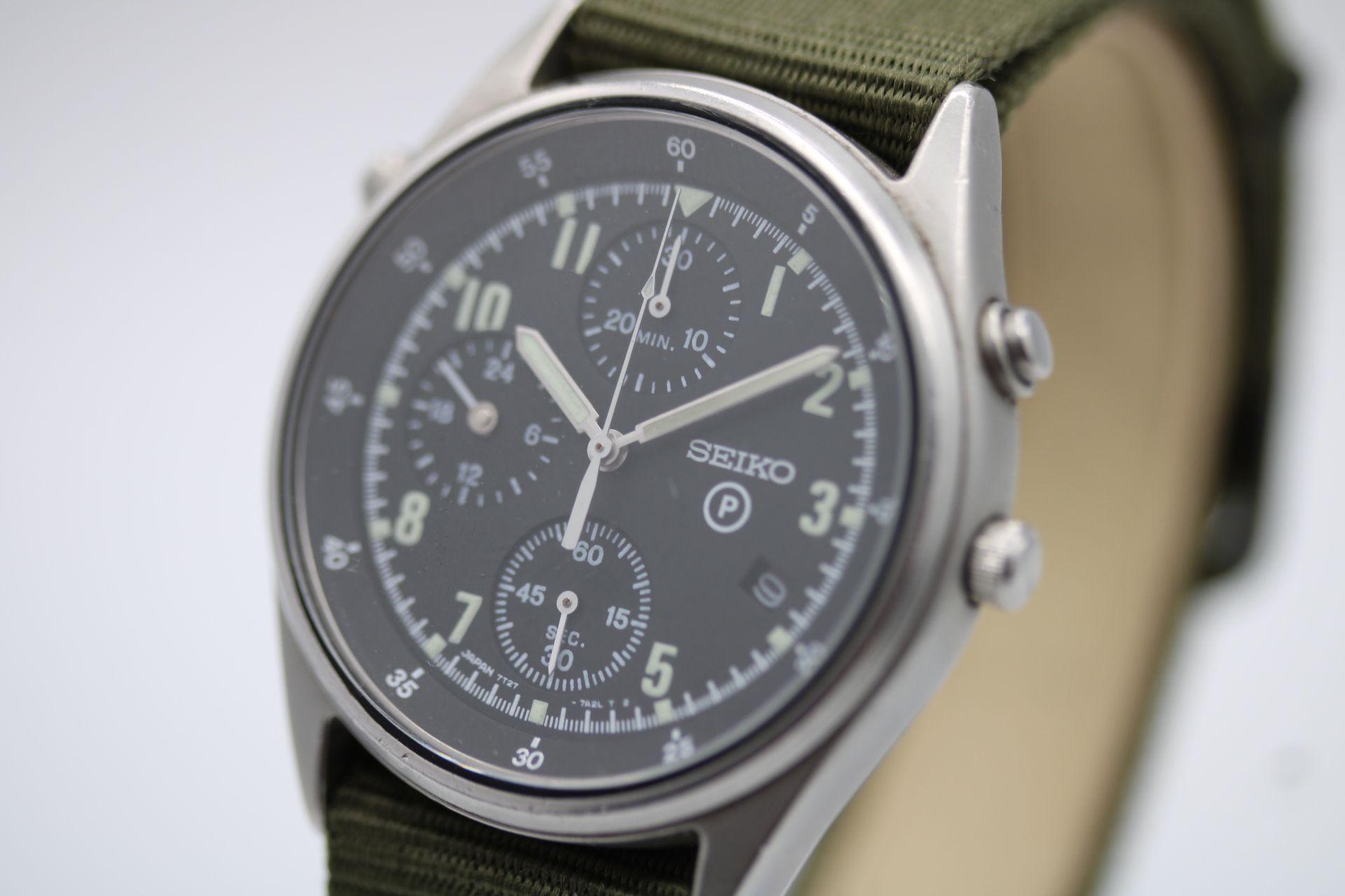 Men's Seiko Generation 2 - 7T27-7A20 1996 British Military Issued Watch