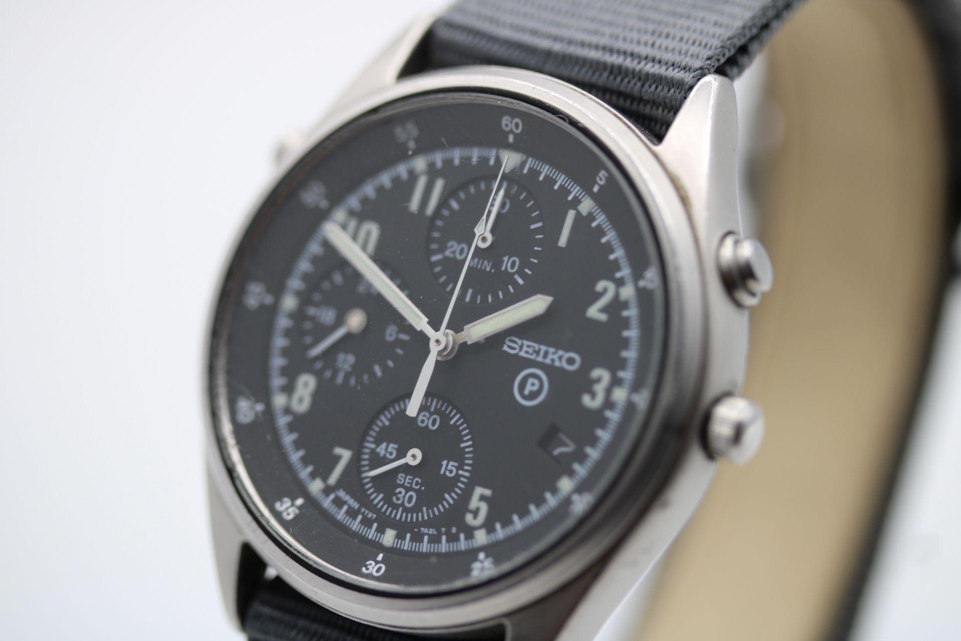 Montre militaire britannique Seiko génération 2 - 7T27-7A20 1997 Bon état - En vente à London, GB