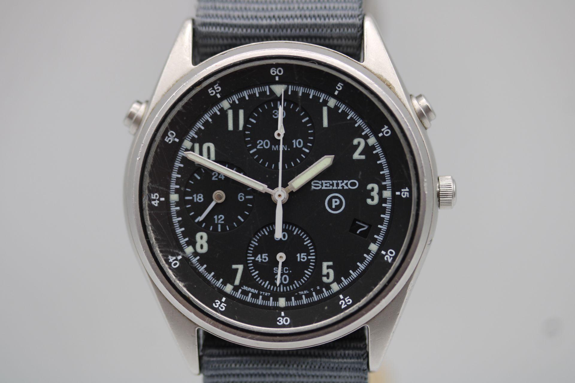 Montre militaire britannique Seiko génération 2 - 7T27-7A20 1997 Pour hommes en vente
