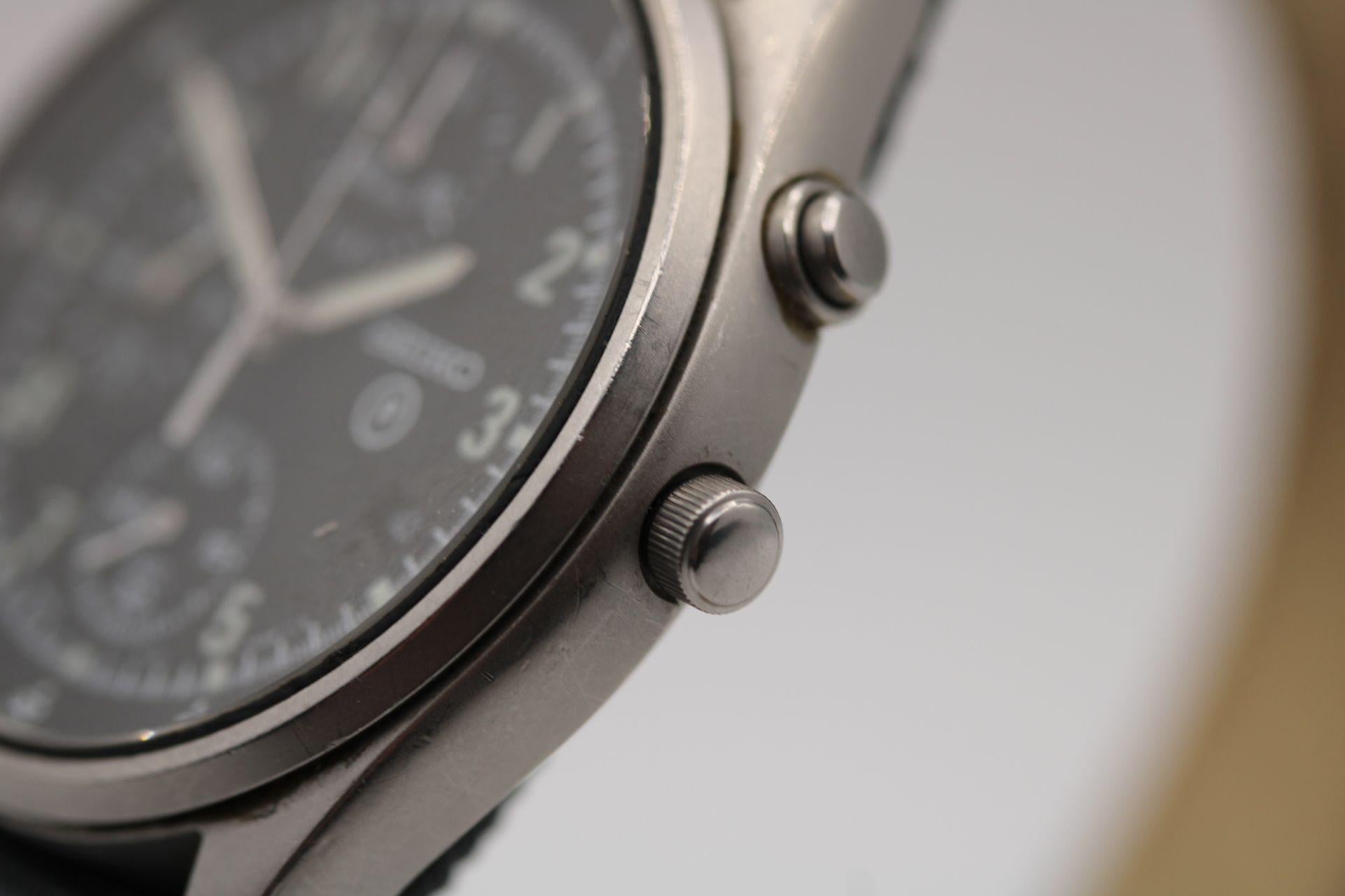 Montre militaire britannique Seiko génération 2 - 7T27-7A20 1