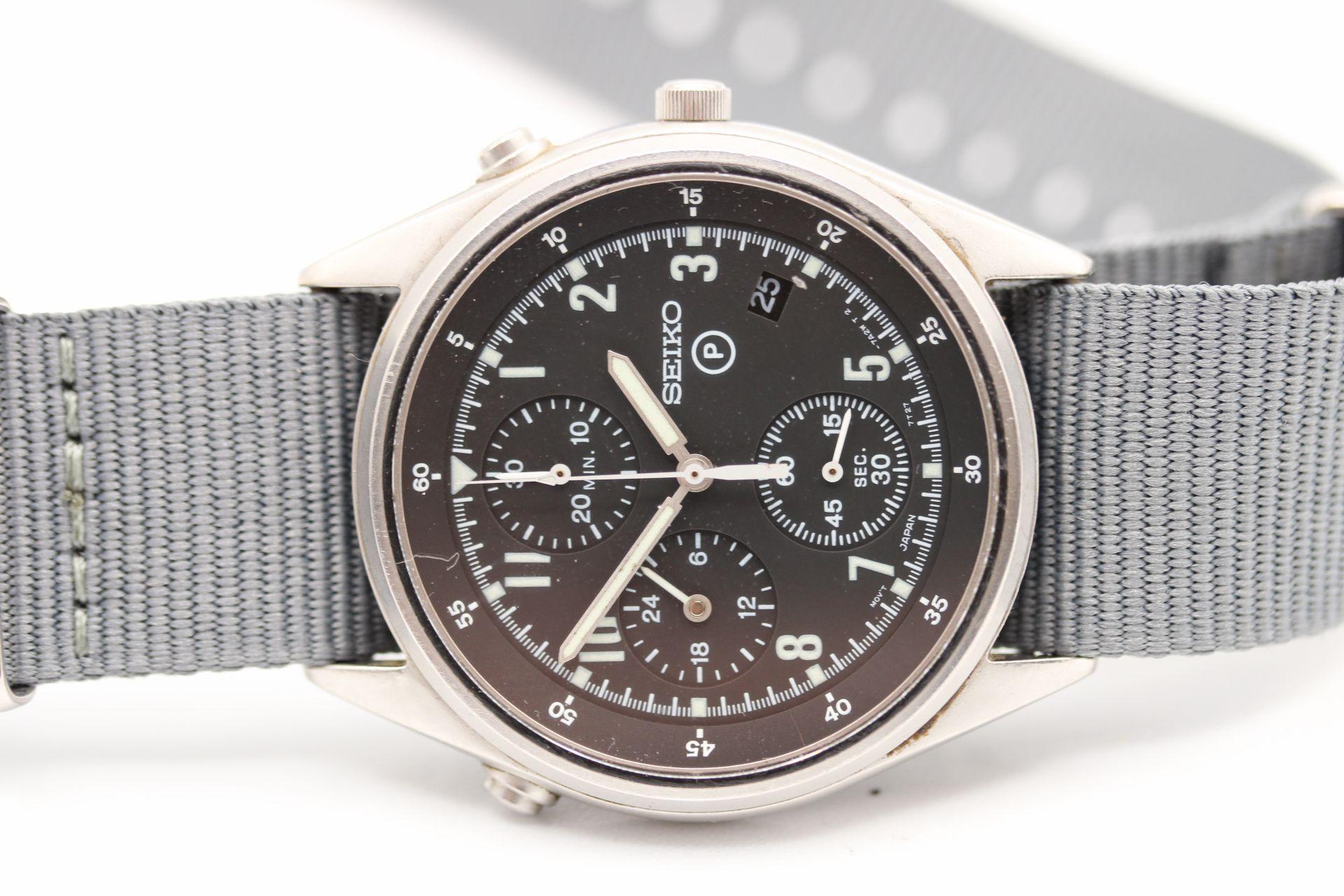 Montre militaire britannique Seiko génération 2 - 7T27-7A20 2