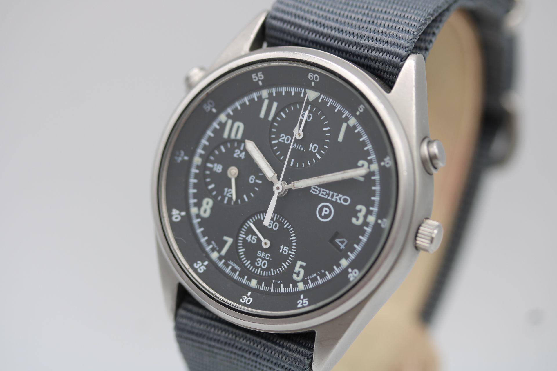 Seiko Generation 2 - 7T27-7A20 Britisches Militär  unmarkiert im Angebot 1