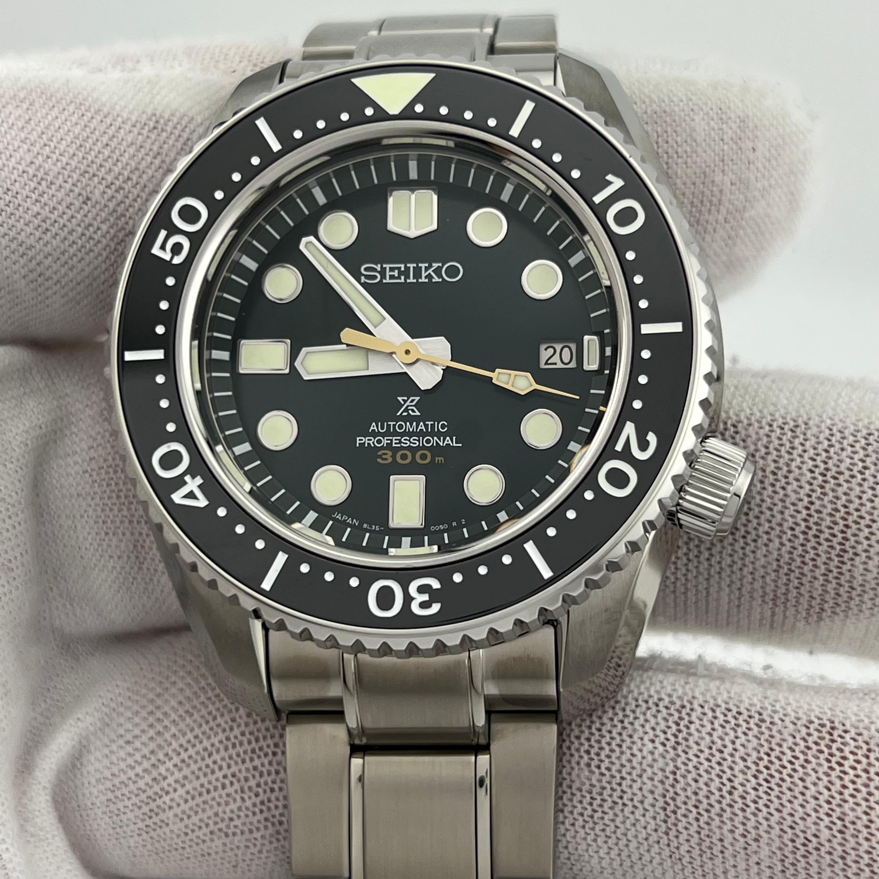 Men's Seiko Prospex SBDX043 Marine Master Diver's Watch Green Dial 140th Anniversary For Sale