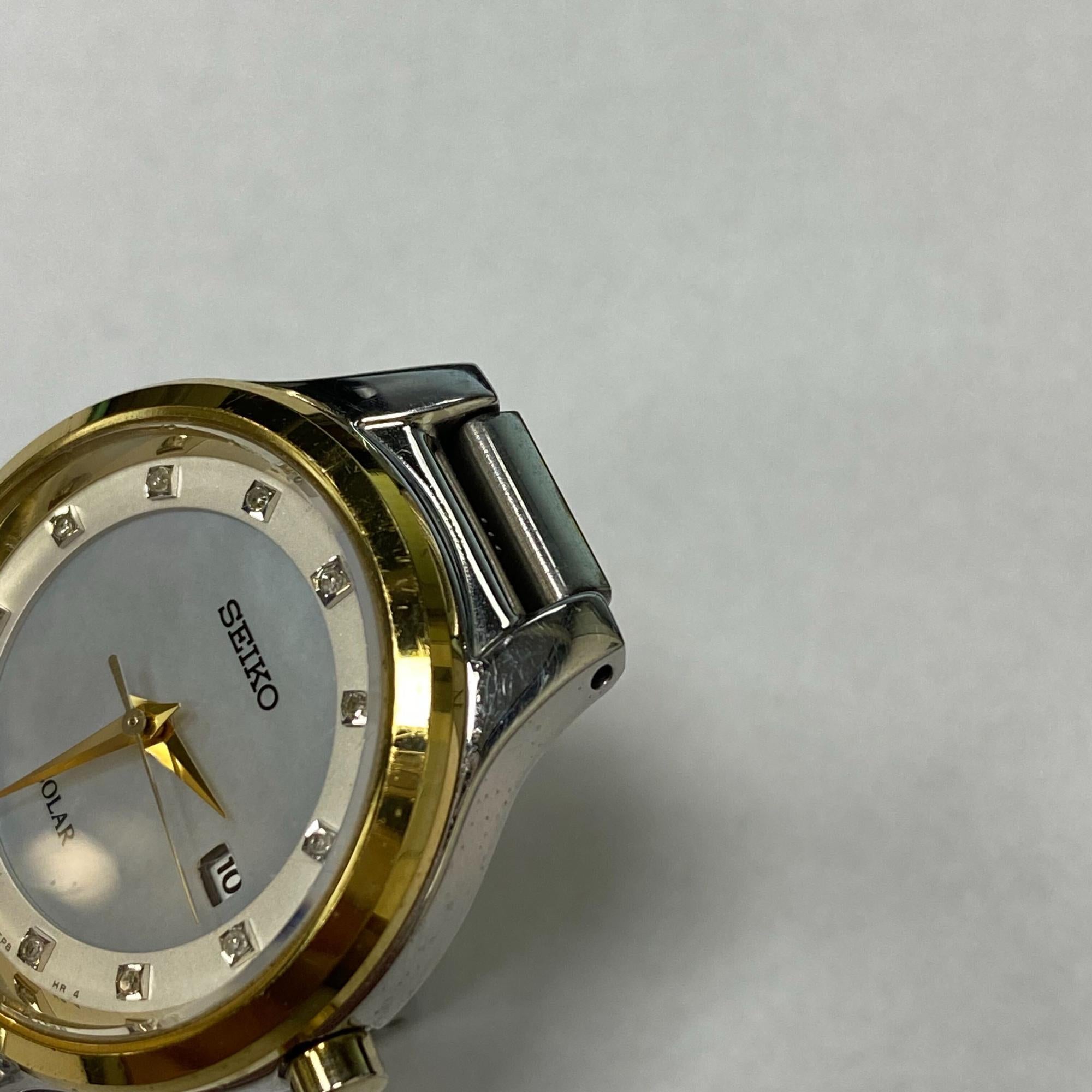 Seiko Solar Stainless Steel Two-Tone White MOP Dial Ladies Watch V137-0CN0 In Good Condition In New York, NY