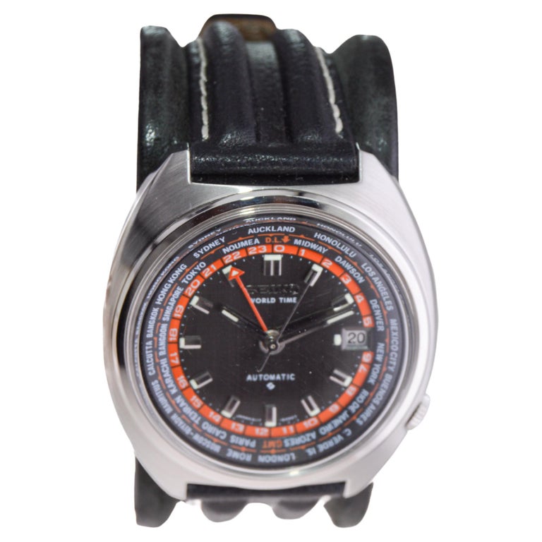 Orologio Seiko World Time in acciaio degli anni '70 circa in