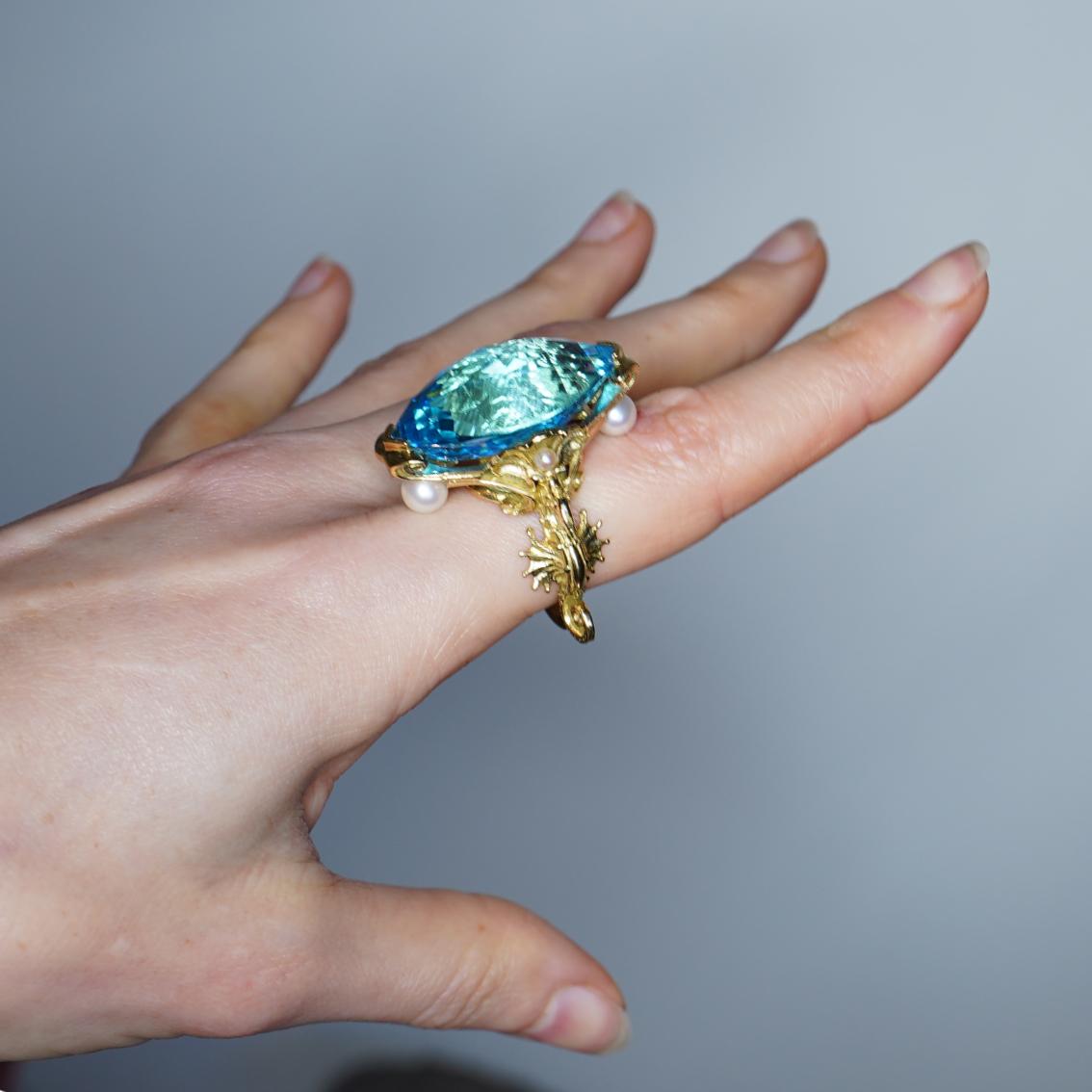  Swiss Blue Topaz and Akoya Pearls gold ring  For Sale 9