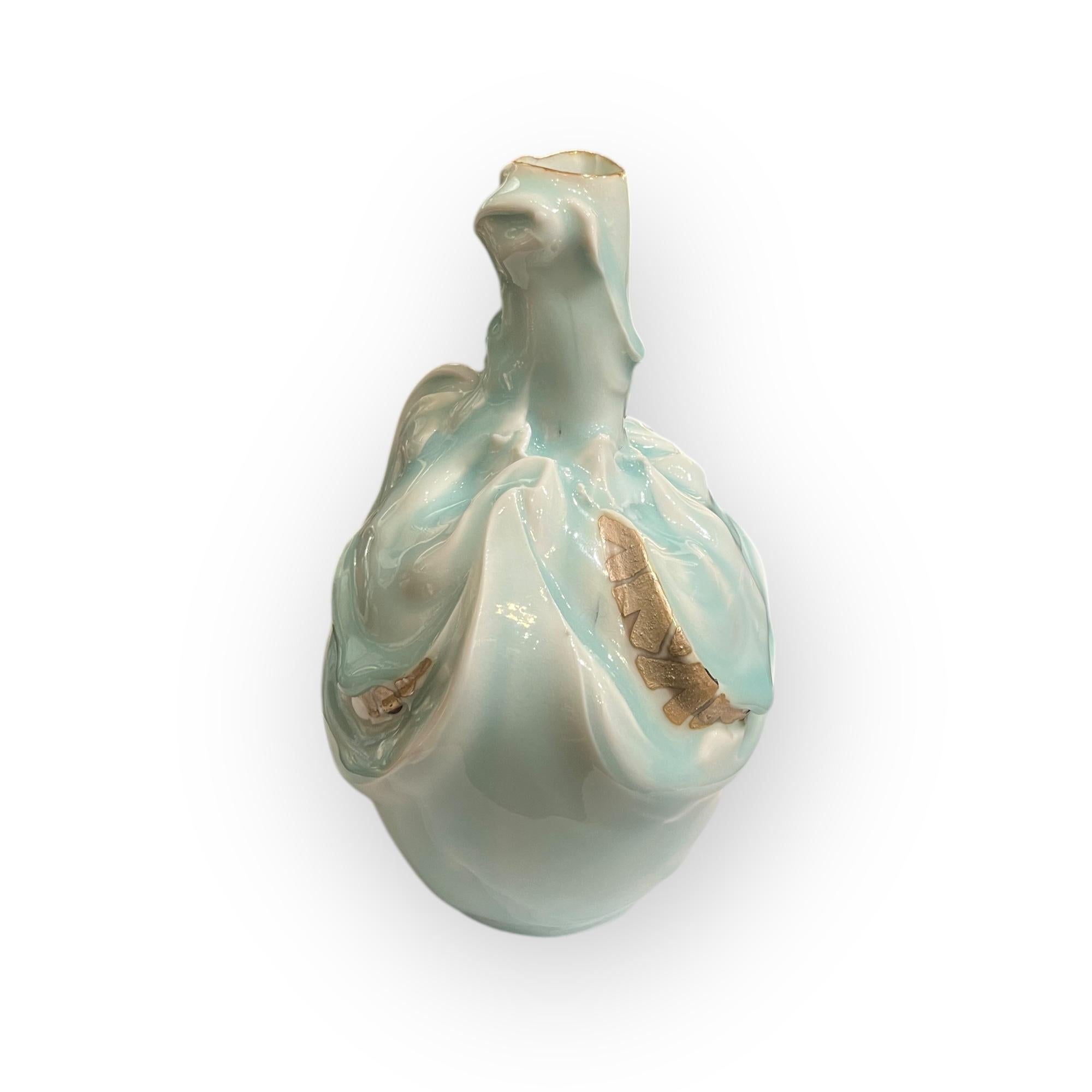 Vaso in porcellana Seiyakuji con intarsi in argento di Yoji Kato, Giappone, circa 1990 in vendita 1