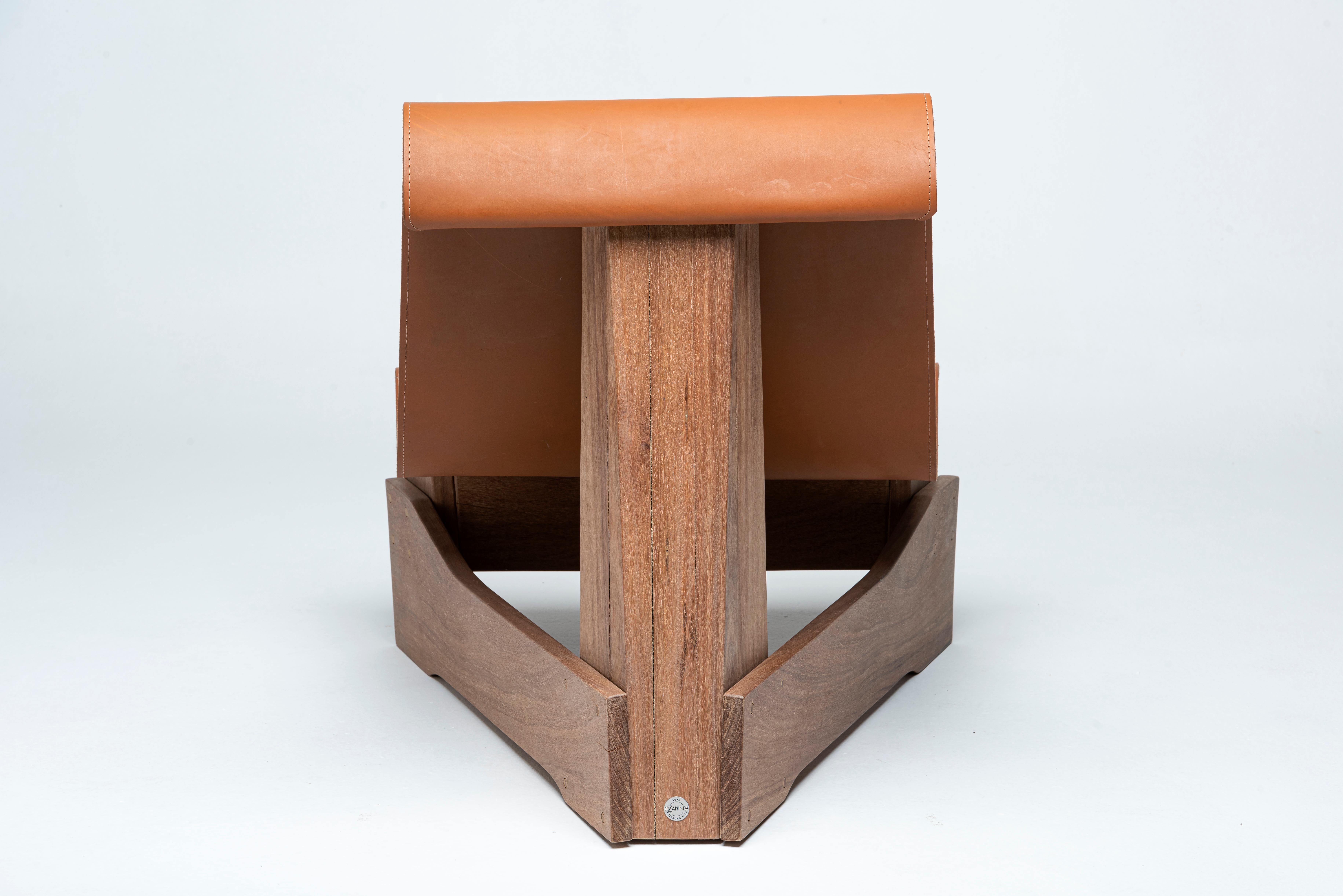 Brésilien Fauteuil Sela - réédition 2023, Wood et Leather - par José Zanine Caldas en vente