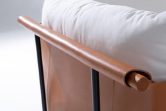 Sela Armchair von Ilse Lang +55design Modulares Stahlgestell mit Lederrückenlehne