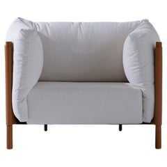 Sillón Sela de Ilse Lang - Estructura modular de acero con respaldo de piel