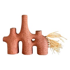 Candelabro in ceramica Selamawi di TheUrbanative