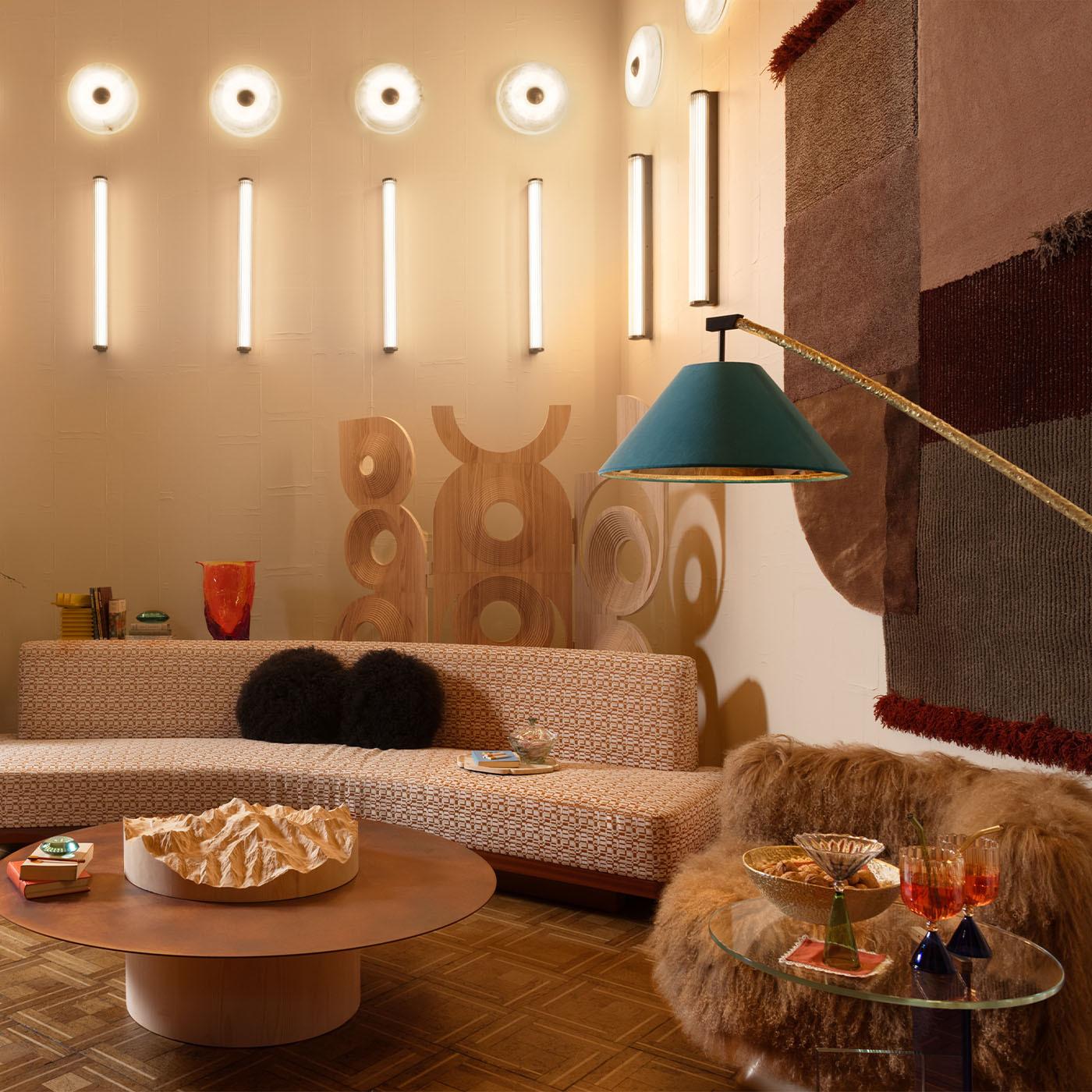 Italiano Tappeto Selce #4 Emathite Red dello Studio A Salaris by Carpet Edition in vendita