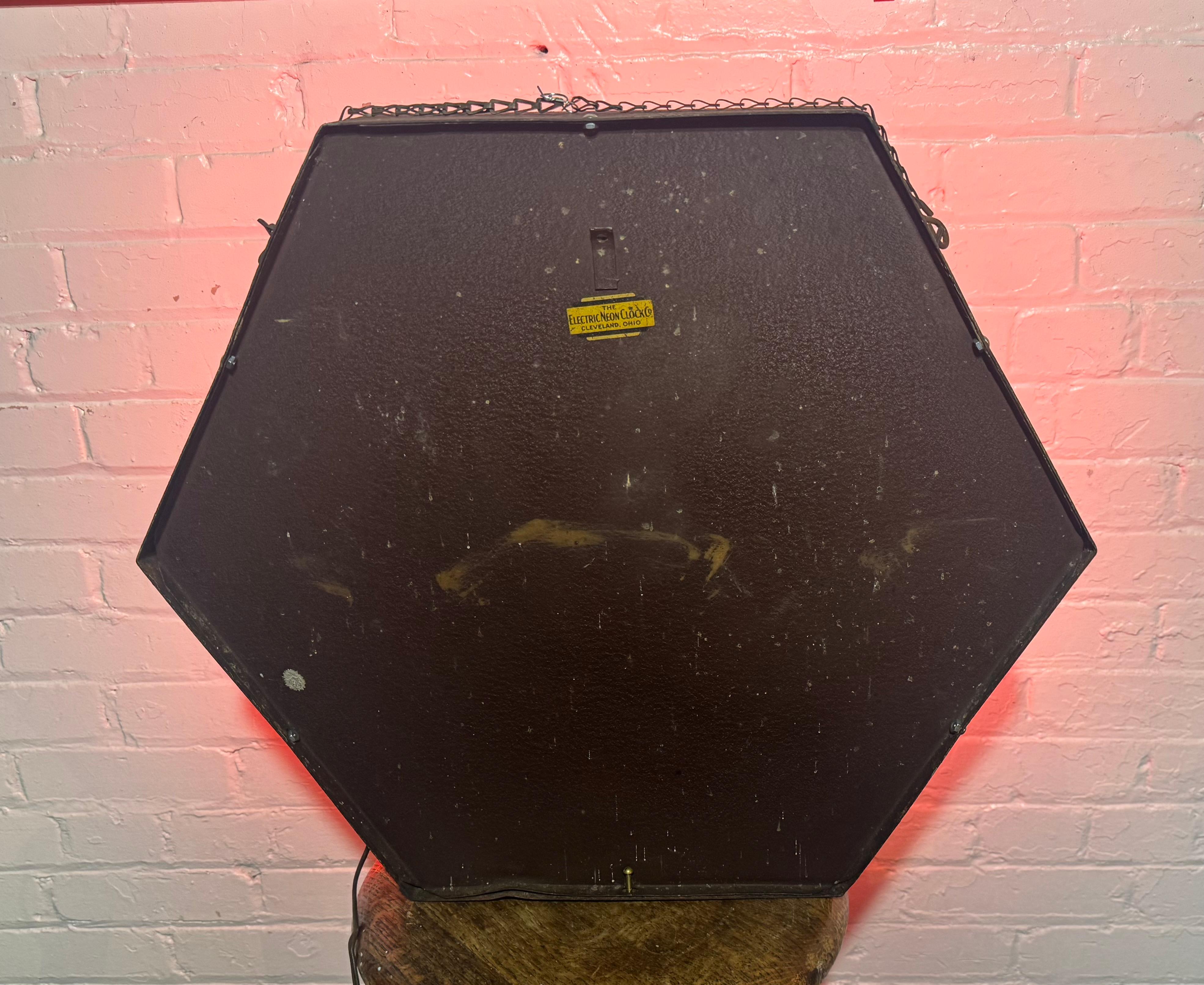 Métal Seldom Seen Art Deco Neon Hexagon Clock, 'The Electric Clock Co. Cleveland en vente