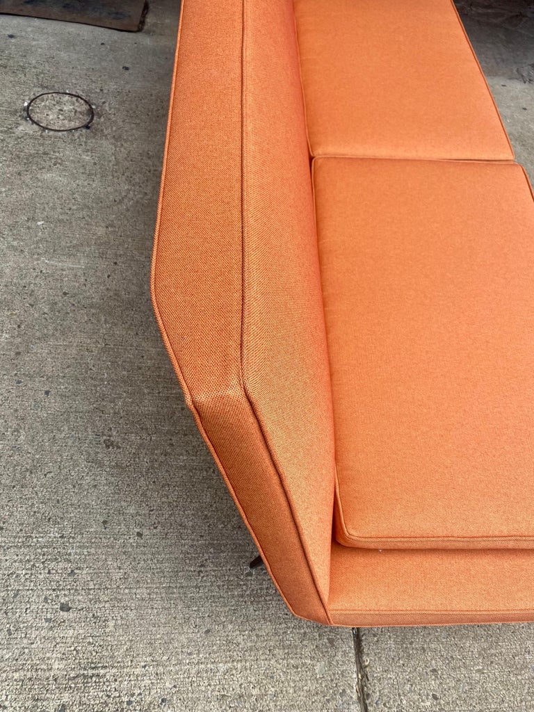 Seldom seen Carl Otto for Heywood Wakefield 'Contessa' Sofa c 1959 For Sale at 1stDibs