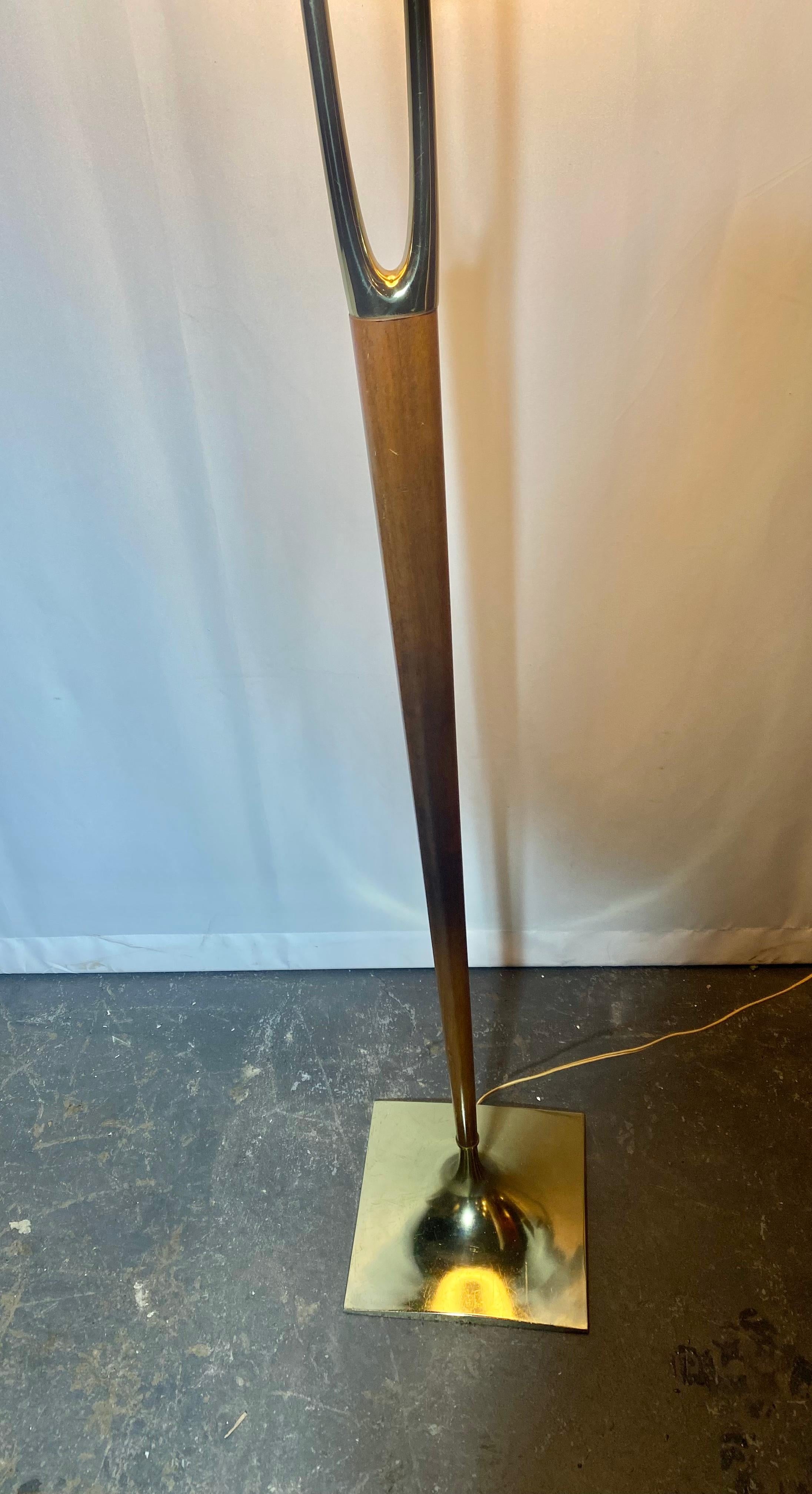 Seldom seen Laurel Lighting Wishbone Floor Lamp, Gerald Thurston For Sale 1