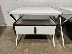 Coppia di tavolini Ladislav Sutnar per Knoll & Drake, vista raramente