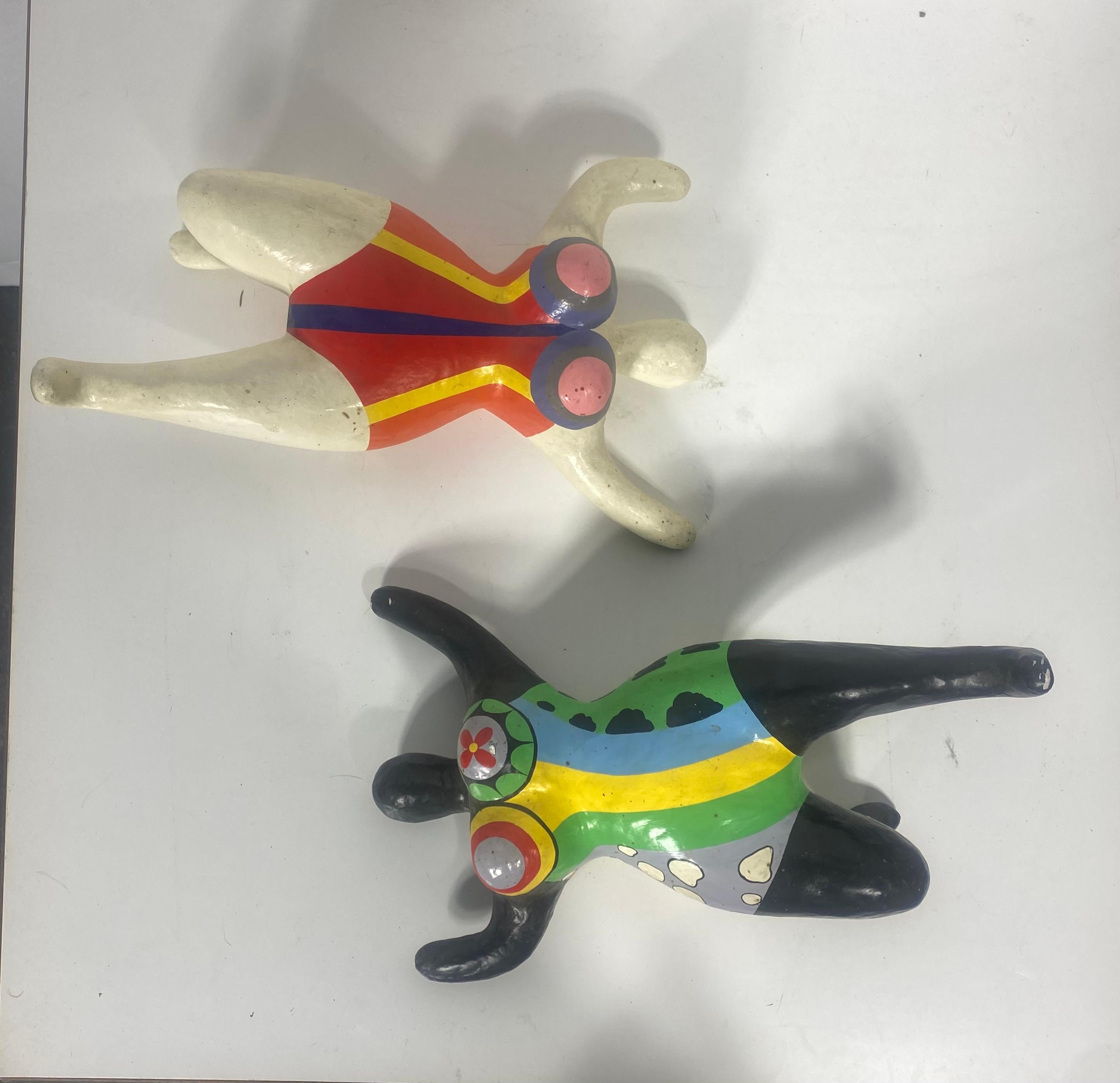 Selten gesehene Pappmaché-NaNa-Skulpturen von Niki de Saint Phalle (Moderne der Mitte des Jahrhunderts) im Angebot