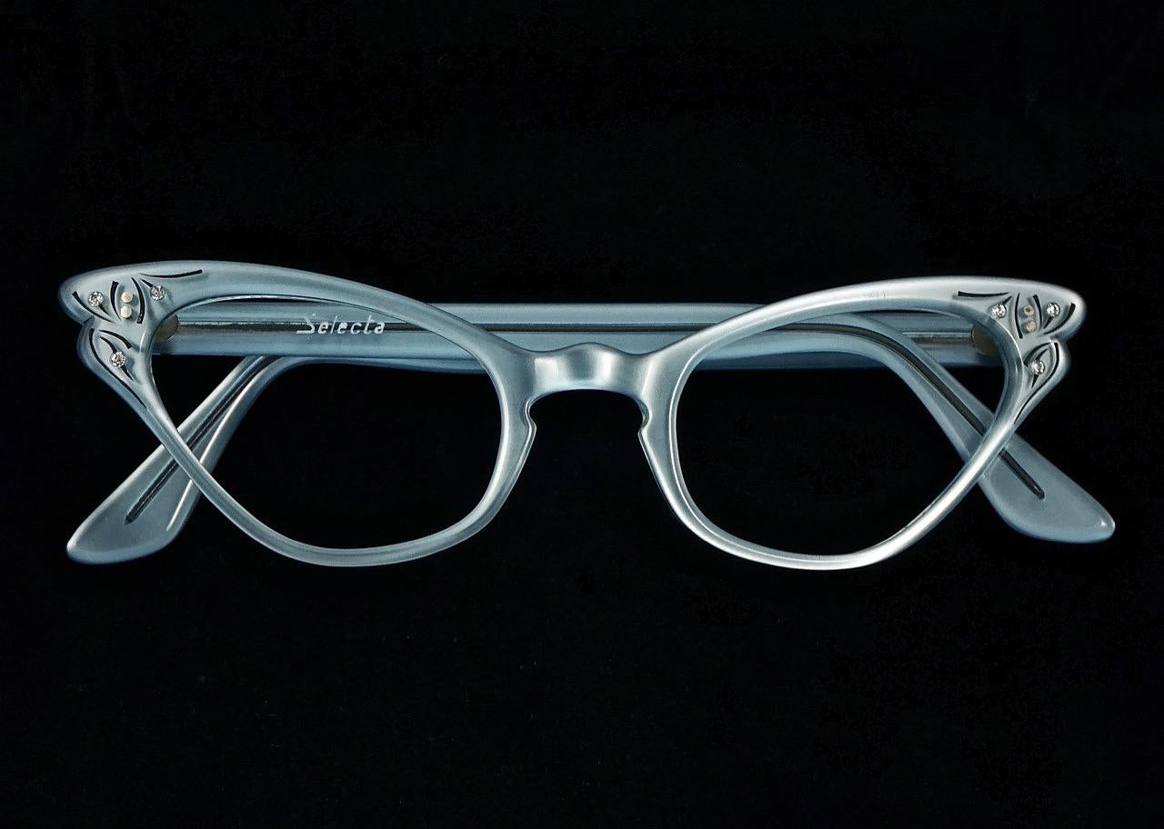 Selecta French Velvet Blue Rhinestone Black Enamel Cat Eyeglass Frames 1960s  For Sale 5