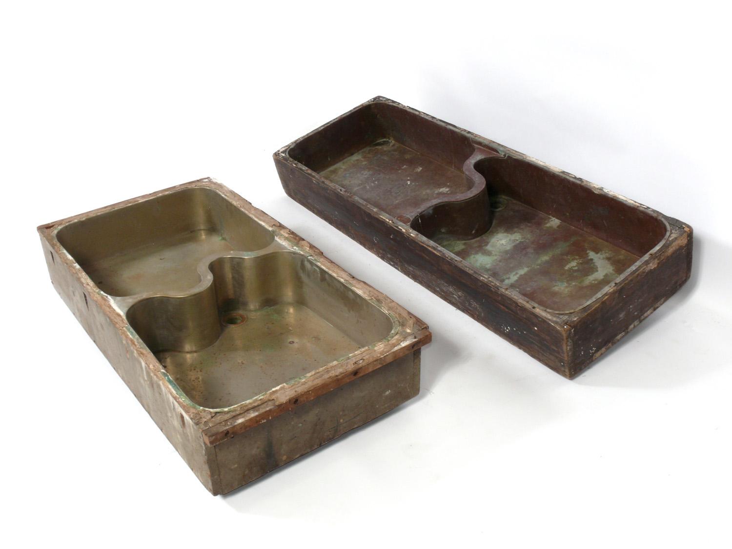 Selection of Industrial Art Deco Sinks, design attributed to Donald Deskey, American, circa 1930s. Deskey used this design of sink in one of his most famous interiors, the Mandel House, where he designed all of the interior furnishings and Edward