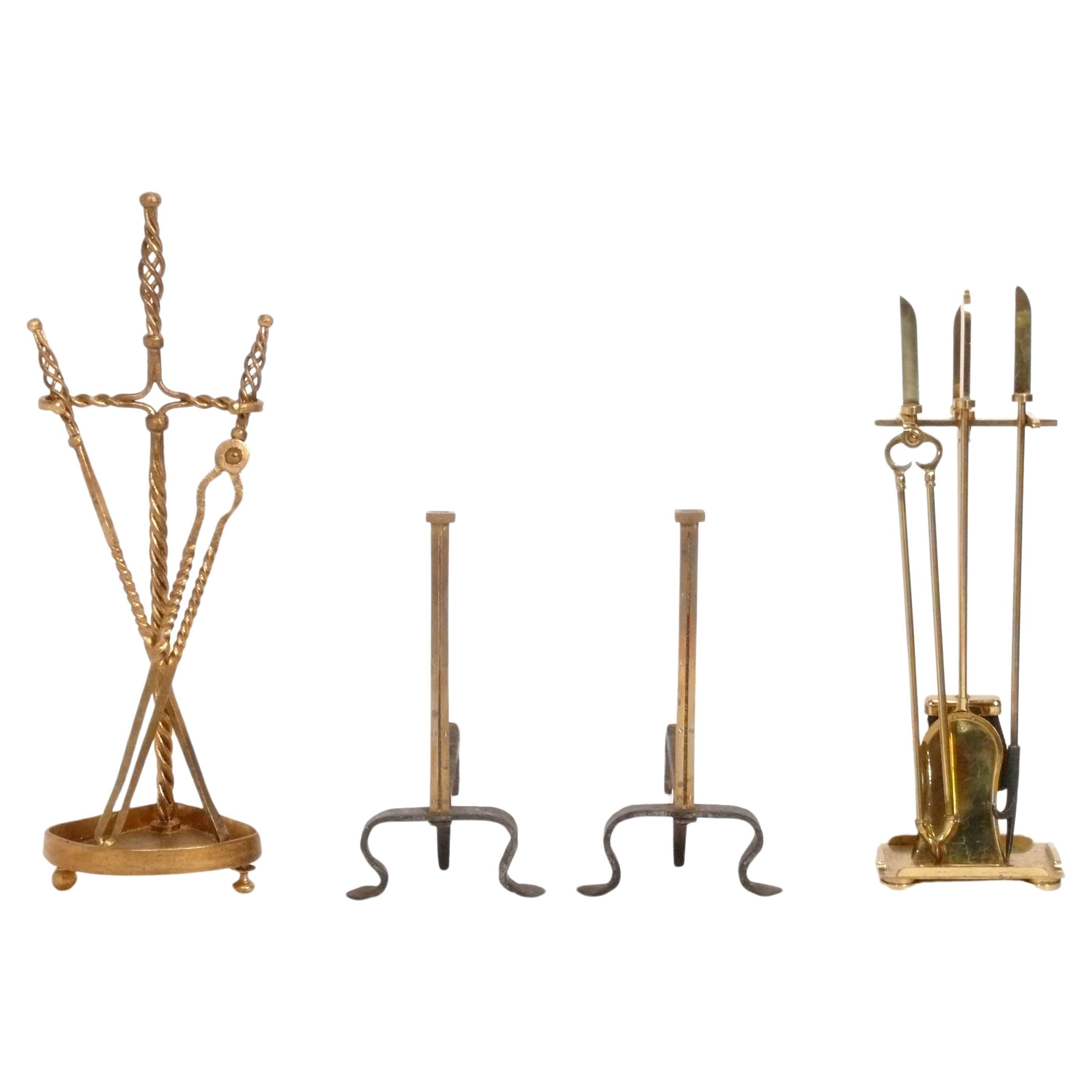 Sélection de chenets et d
ustensiles de cuisine en laiton ou en vermeil vers les années 1930 en vente