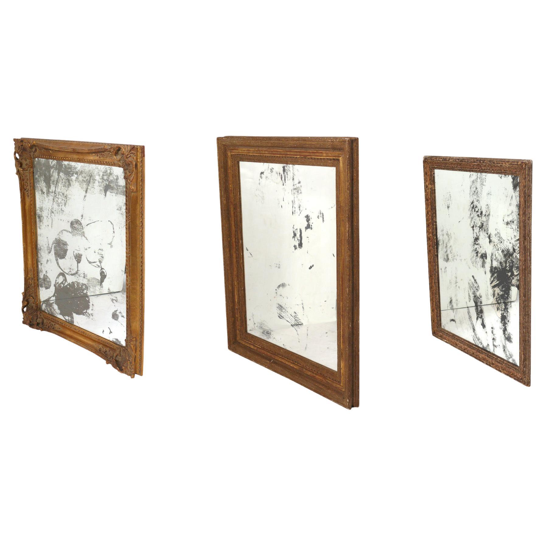 Selezione di specchi anticati con cornici in legno dorato d'epoca