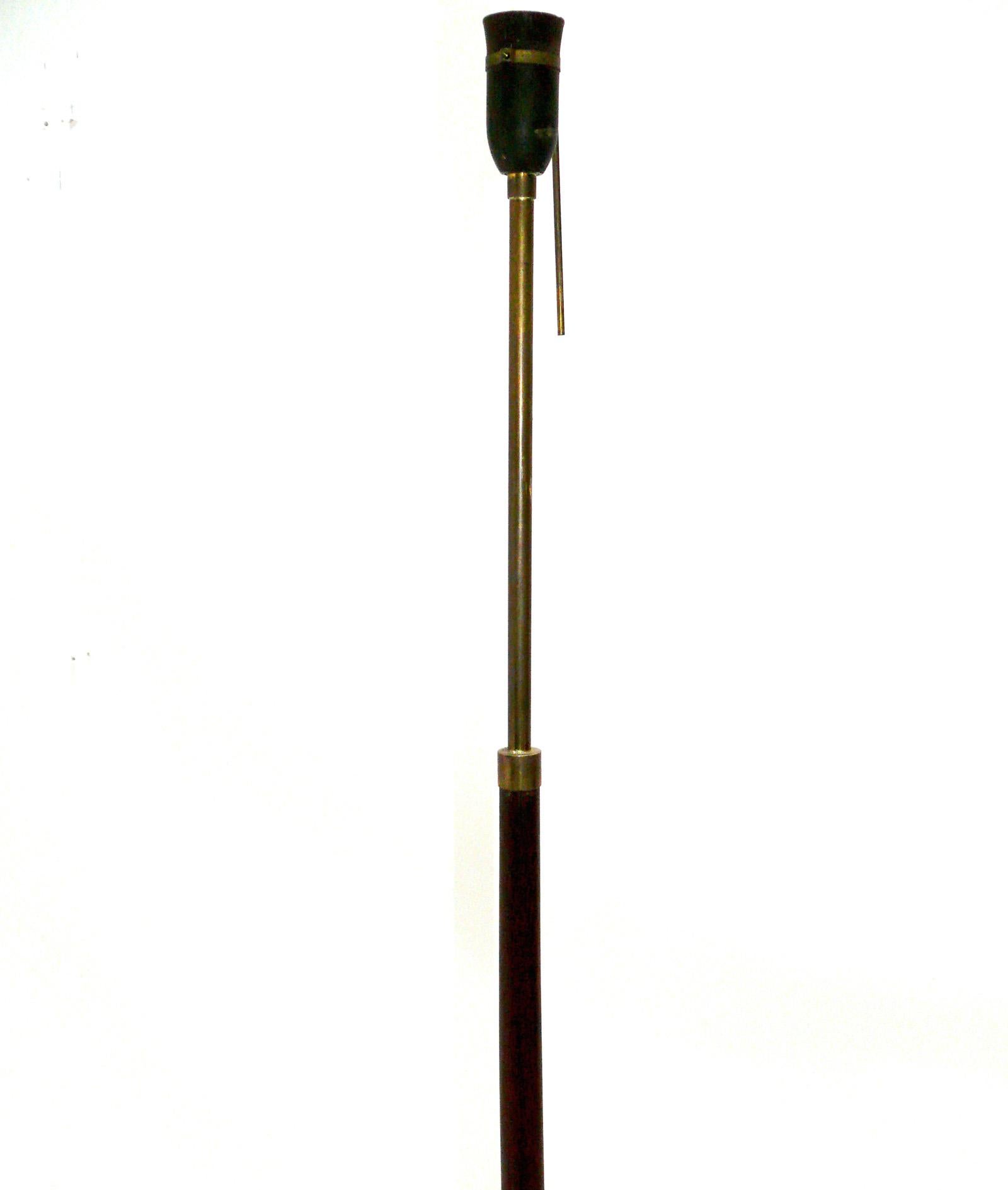 Mid-Century Modern Sélection de lampadaires en laiton  en vente