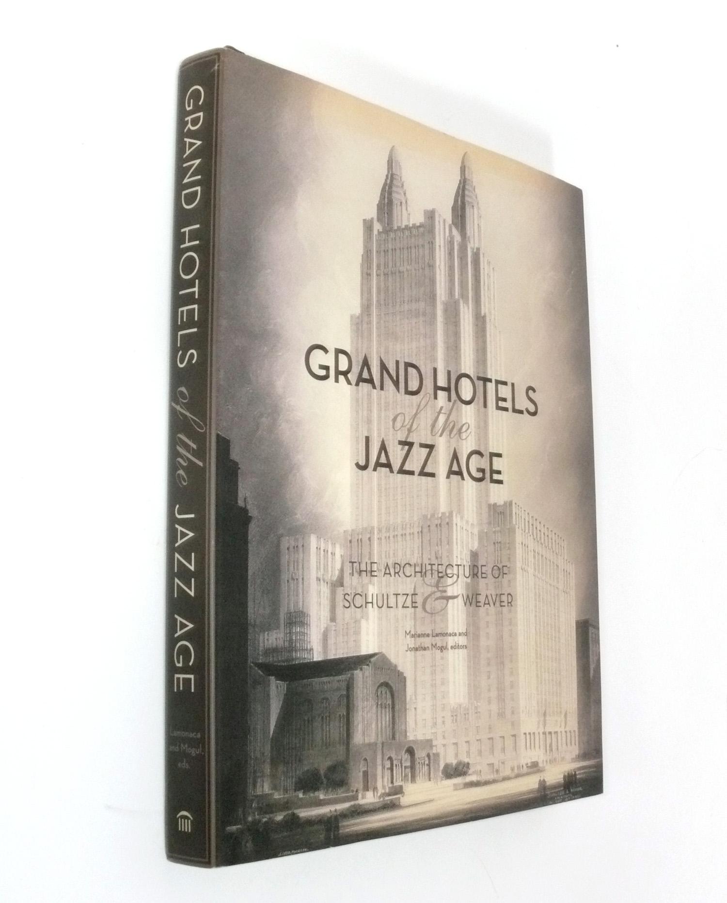 Selection of Coffee Table Books - Architecture and Interior Design im Angebot 3