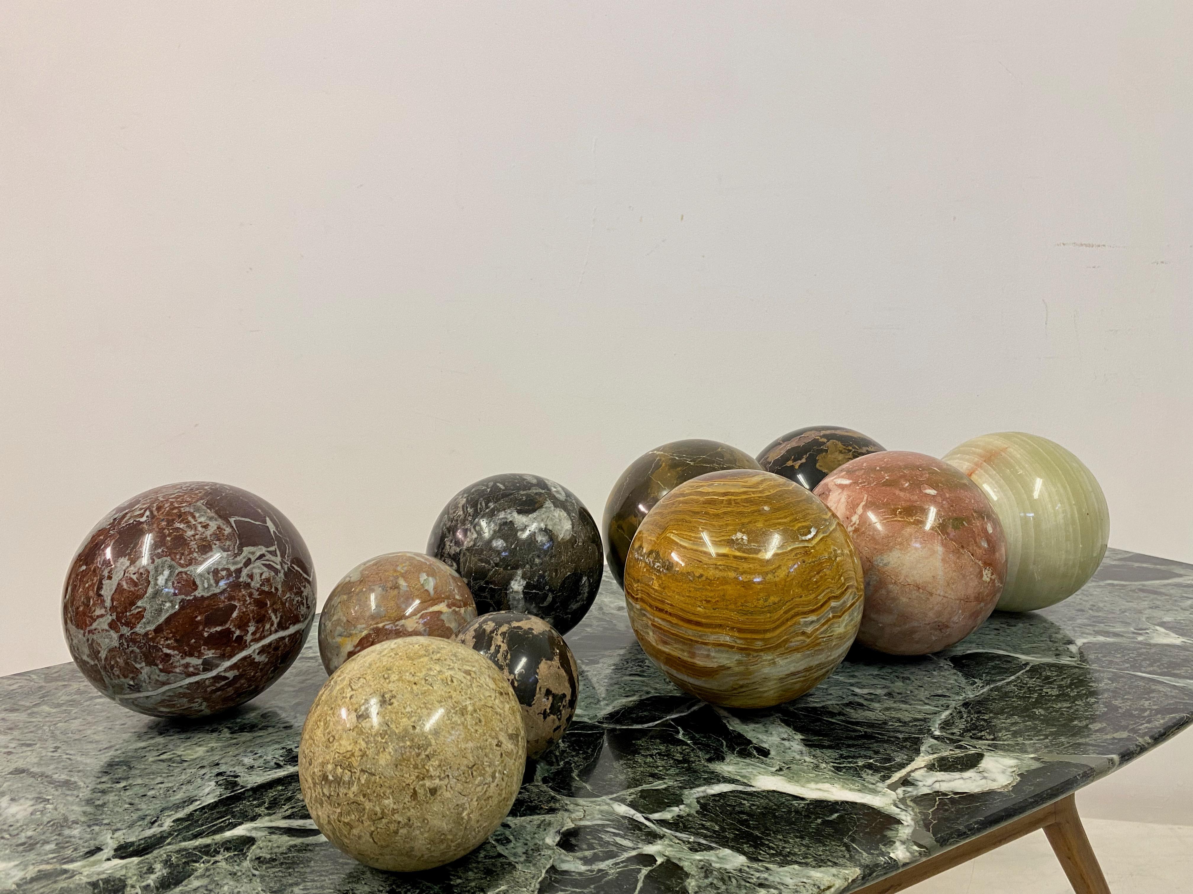 Specimen marble spheres

Different stones

Sizes are 15cm, 13cm, 10cm and 8cm diameter

Age unknown
