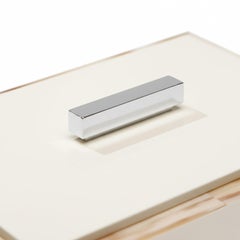 Selene Box in Glossy Ivory Lacquered Wood with Corno Italiano Inlays, Mod. 5311c