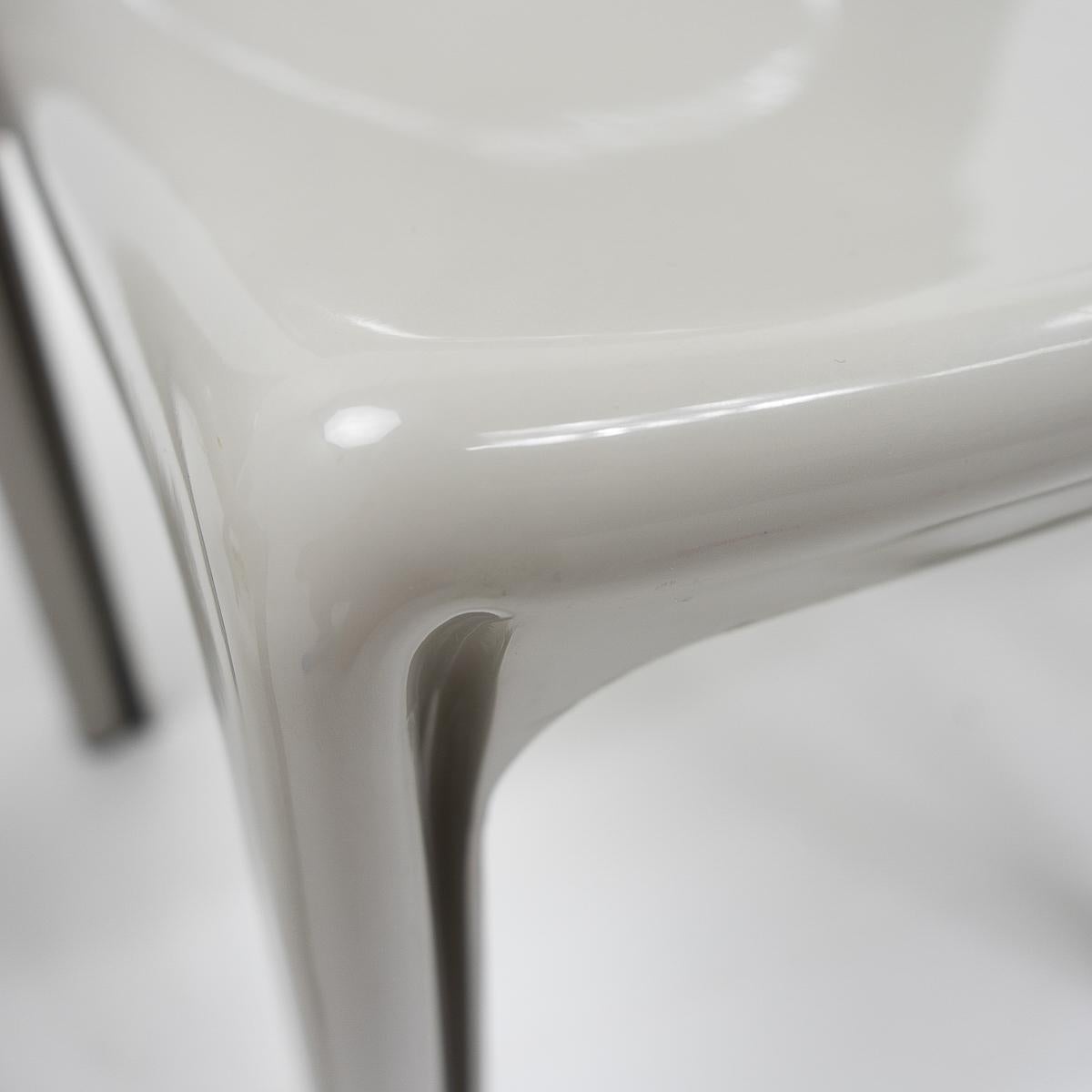 Selene Chairs by Vico Magistretti for Artemide, 8 Pcs In Good Condition For Sale In Renens, CH