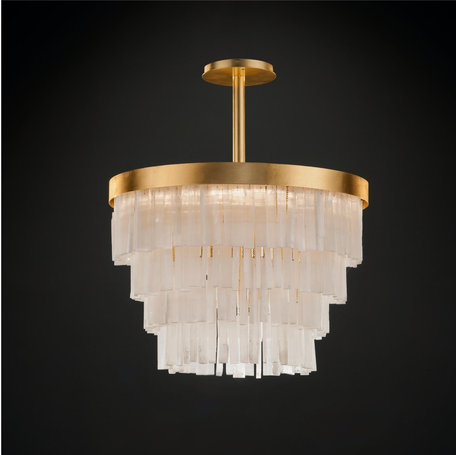 Selenite chandelier 60 by Aver
Dimensions: D 60 x H 80 cm.
Materials: Selenite, metal.
Available in other sizes.

Designed by Marcele Muraro, for Aver, the collection is produced with natural Moroccan selenite and inspired by the city of Casablanca,