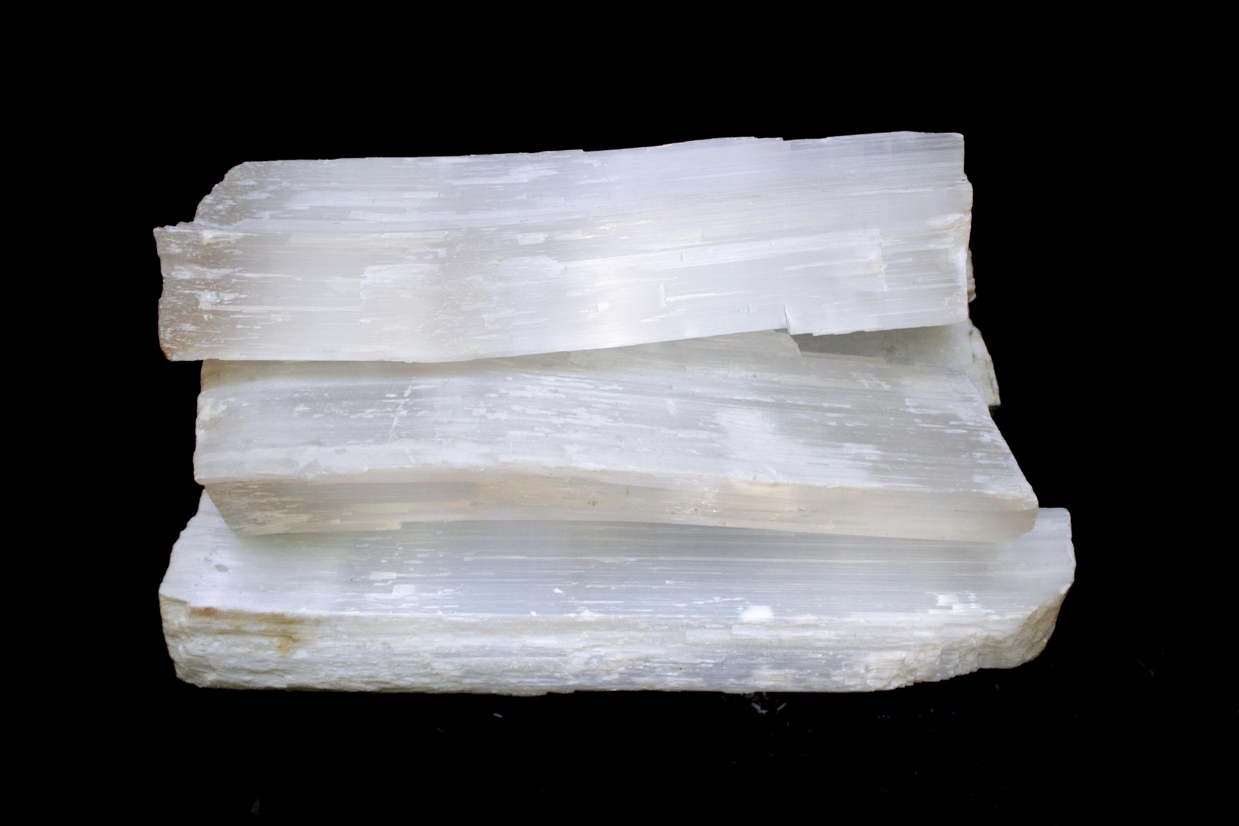 XXI secolo e contemporaneo Ceppi di selenite 'Set di 7' in vendita