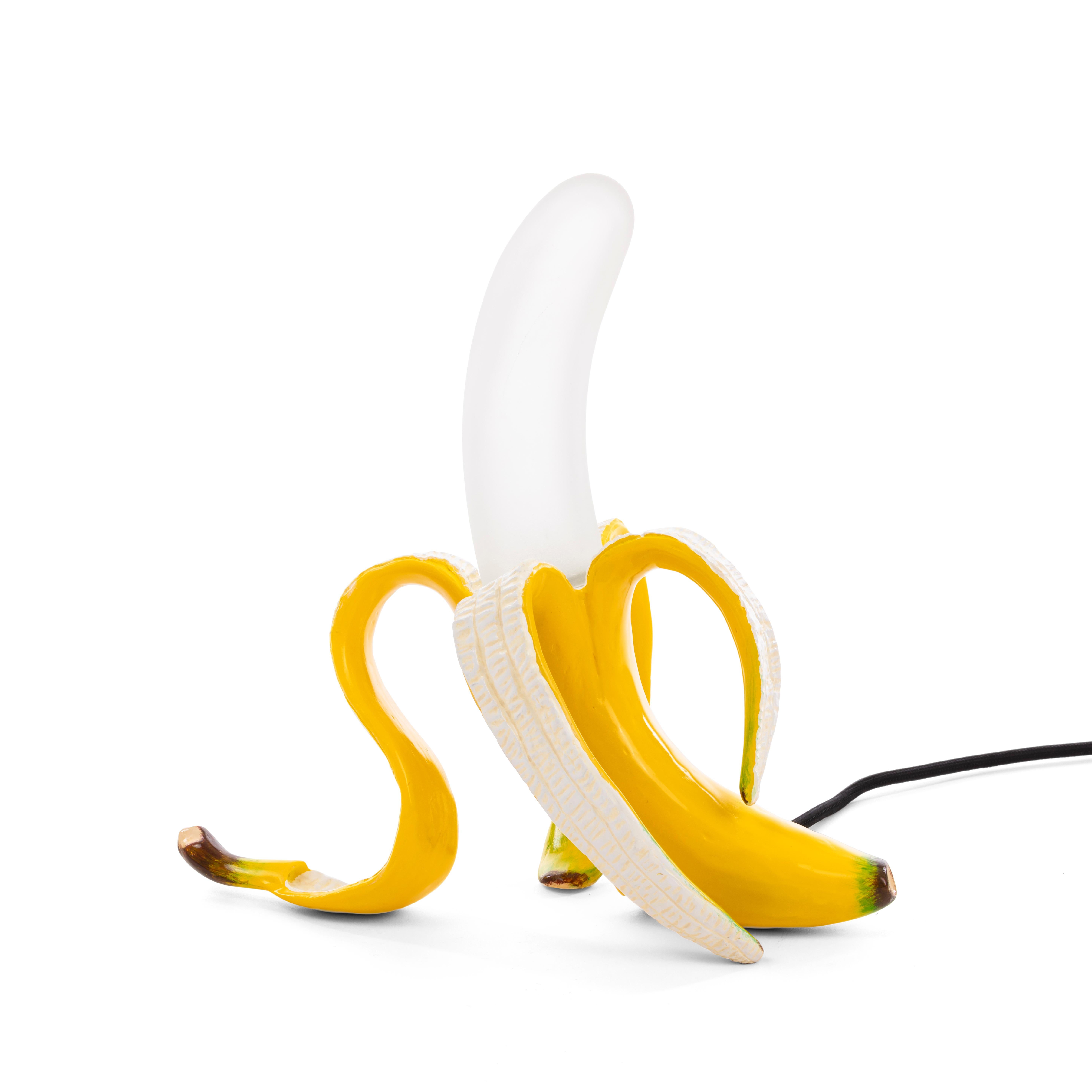 banana table lamp