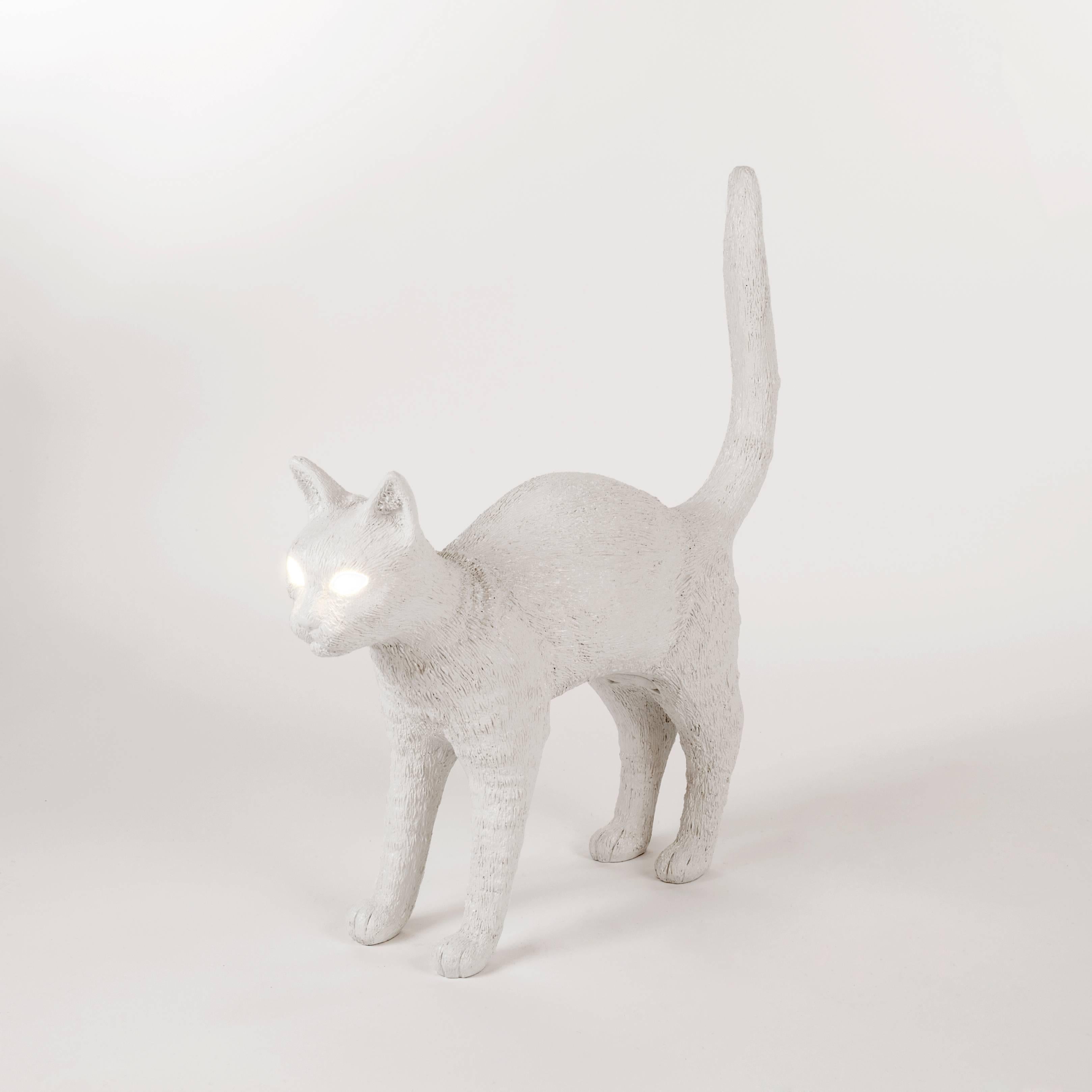 Lampe en résine blanche Jobby de Seletti « Lampe Cat Lamp » Neuf - En vente à Doral, FL