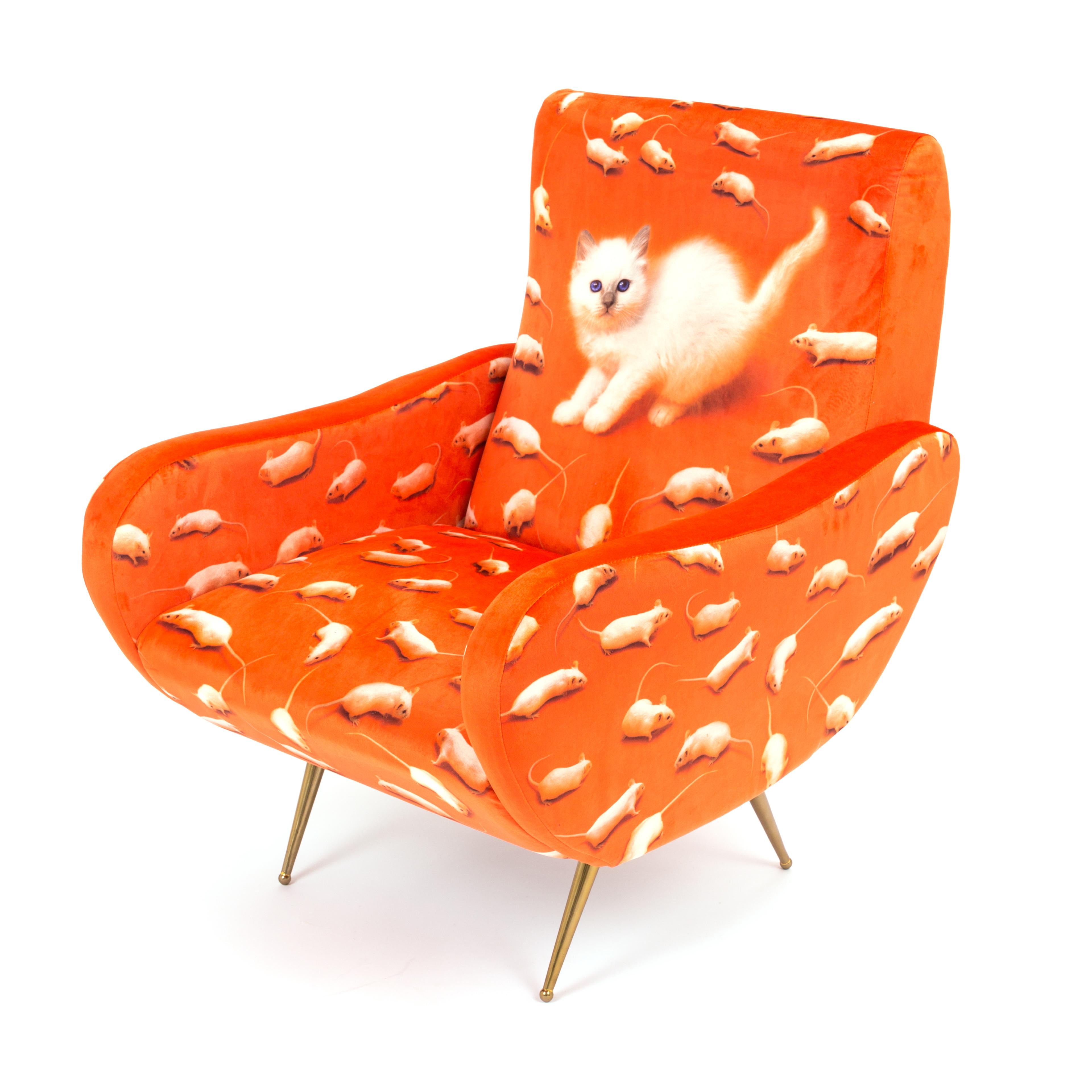 The traditional design of these 1950s style seats are upholstered with unexpected surreal images. The images of the Toiletpaper magazine invade furniture and become comfortable objects to relax in – not only for art lovers’ homes.

- Material: