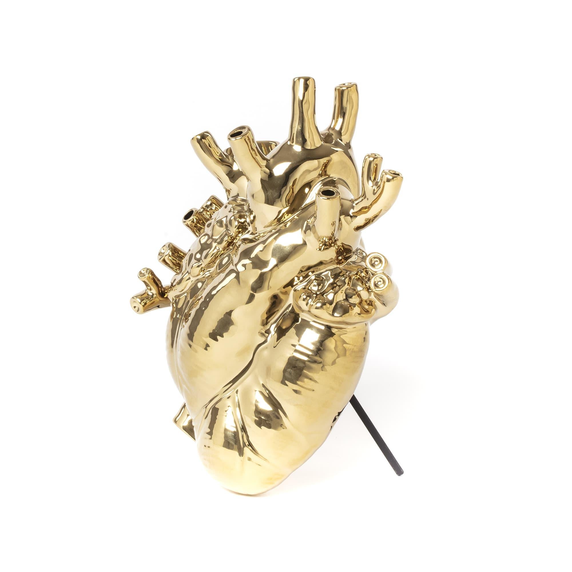 Seletti 'Love in Bloom' Gold Edition Herzvase von Marcantonio (Italienisch) im Angebot