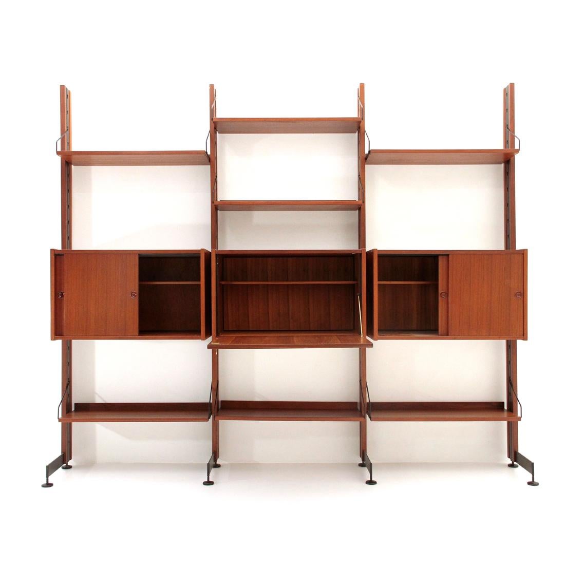 Selex Teak and Metal Wall Unit by Industrial Mobili Barovero, 1960s In Good Condition In Savona, IT